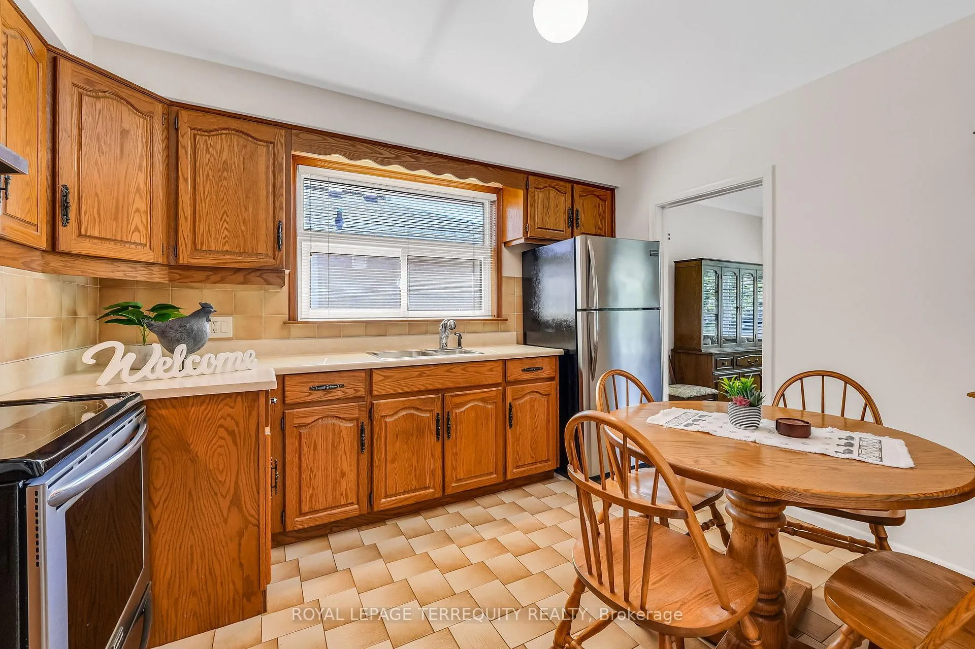 Photo 14 of 3 Avery Avenue, Etobicoke, Markland Wood — HOMEH