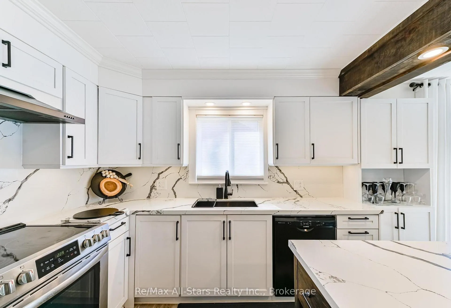 Photo 14 of 53 Meachin Drive, Kawartha Lakes, Verulam — HOMEH