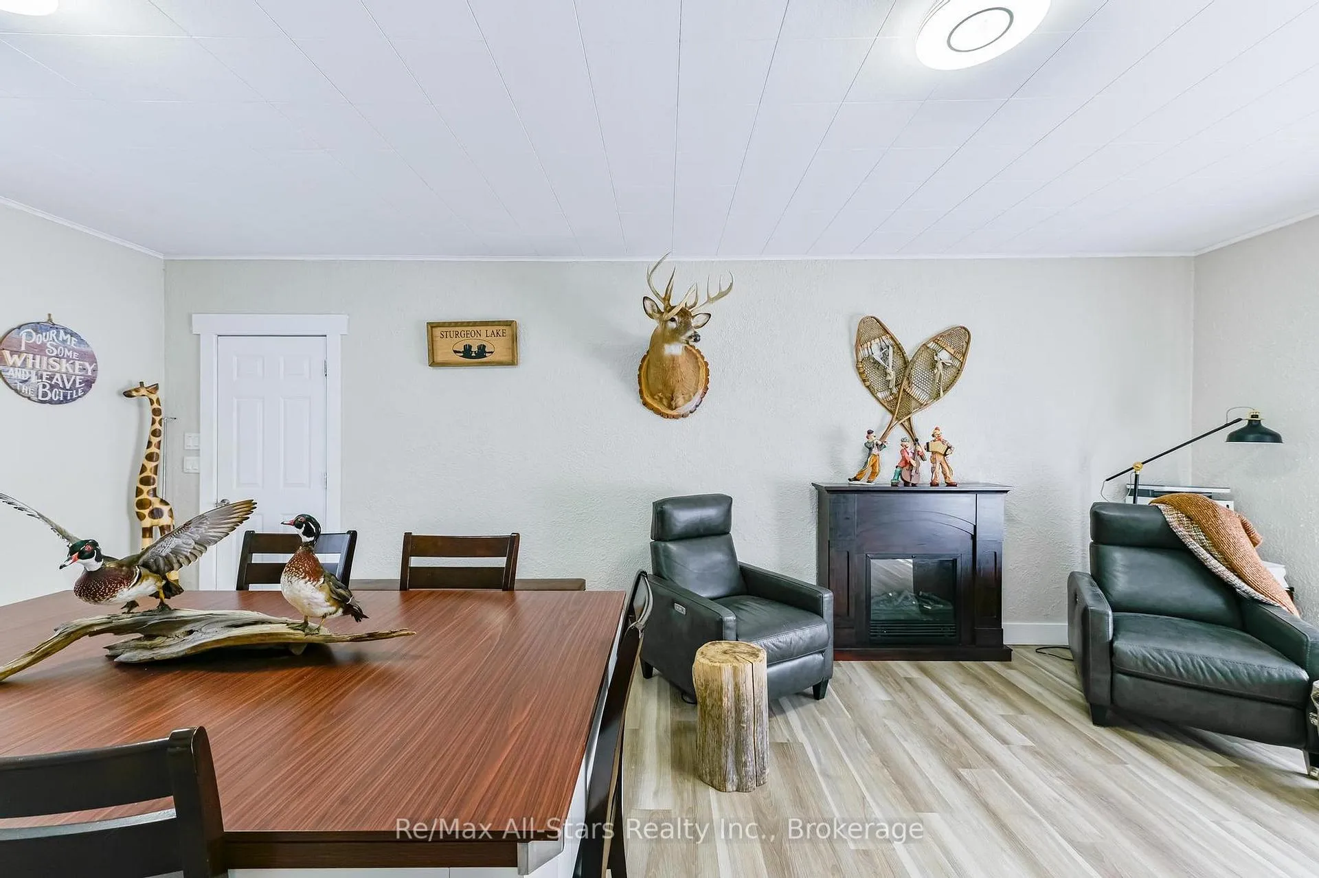 Photo 15 of 53 Meachin Drive, Kawartha Lakes, Verulam — HOMEH