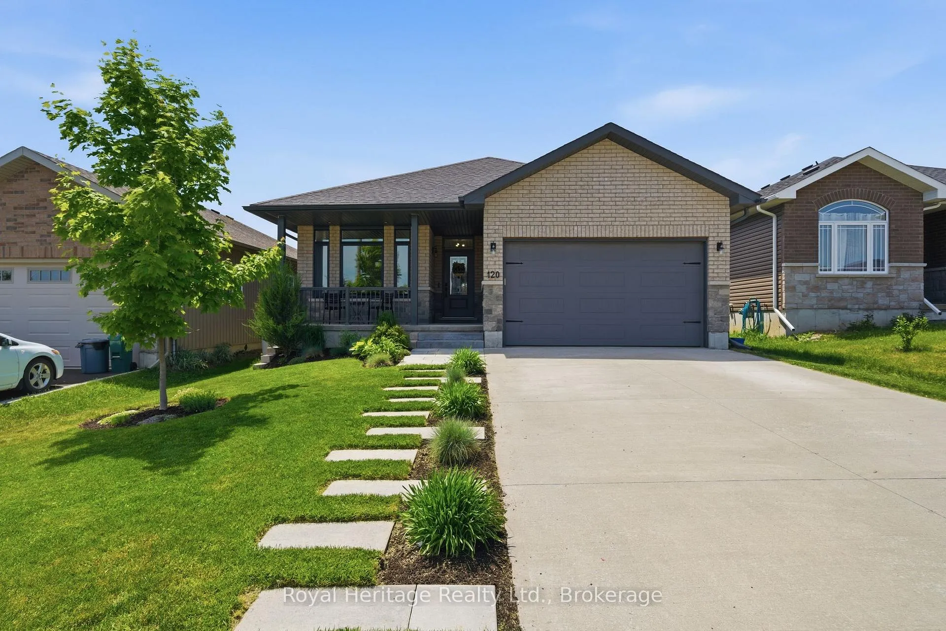 Front of 120 Northumberland Boulevard
