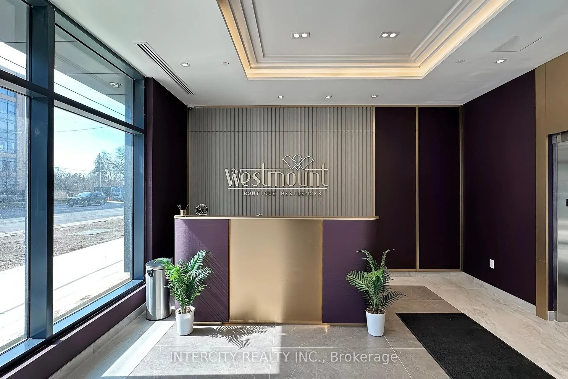 Front of Unit 616, 700 Sheppard Avenue W