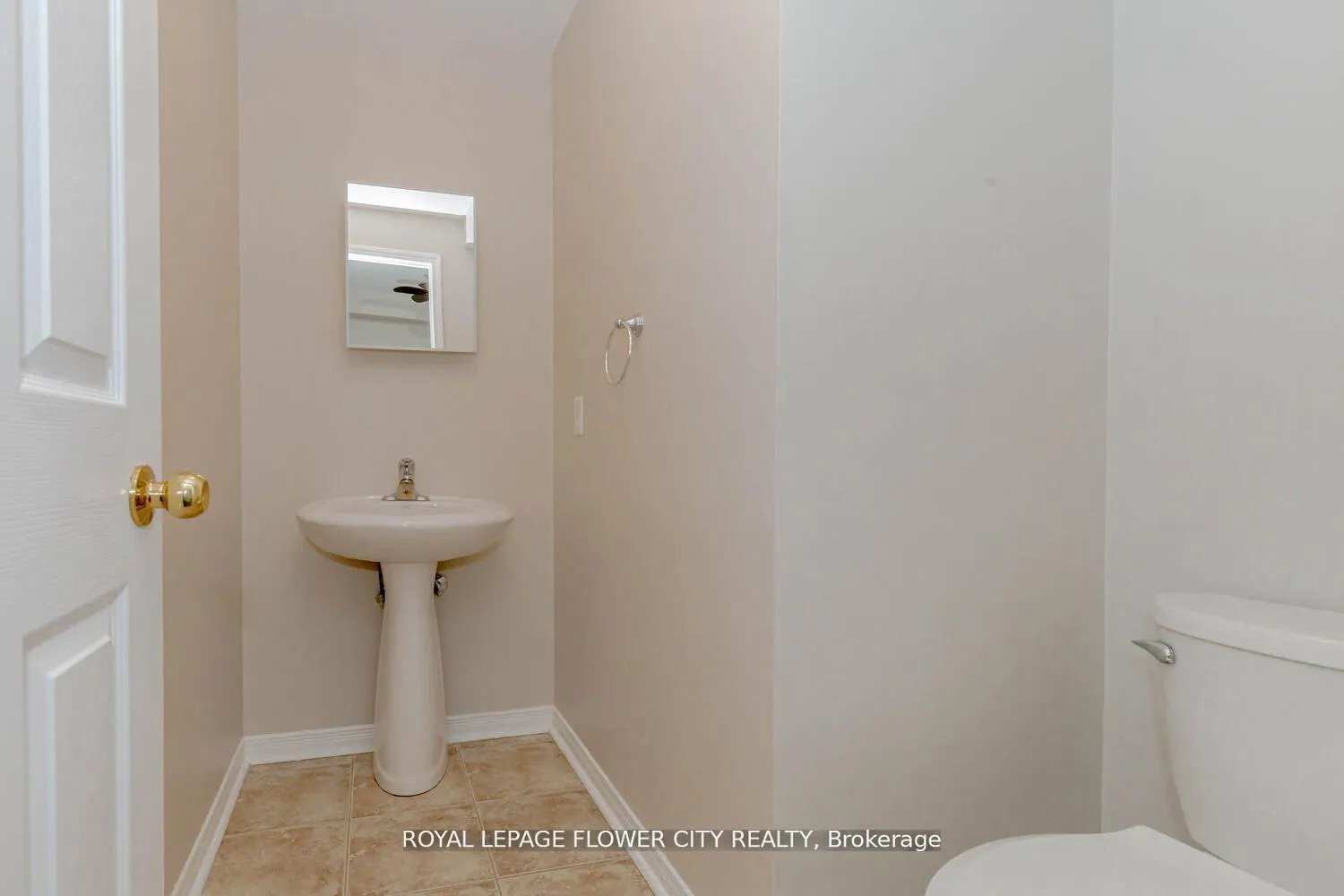 Photo 10 of 1510 Ceresino Crescent, Innisfil, Alcona — HOMEH