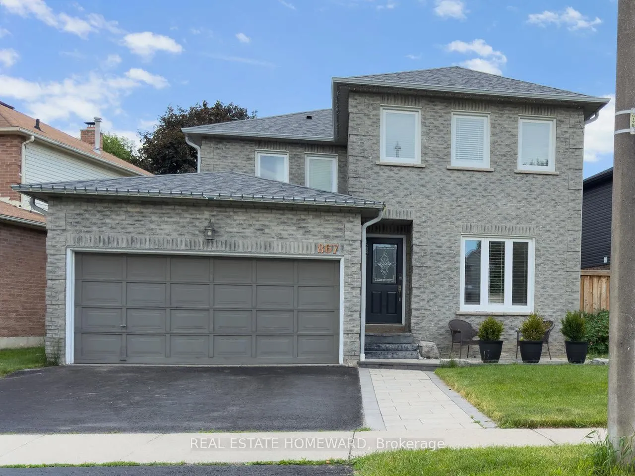 Front of 867 White Ash Drive