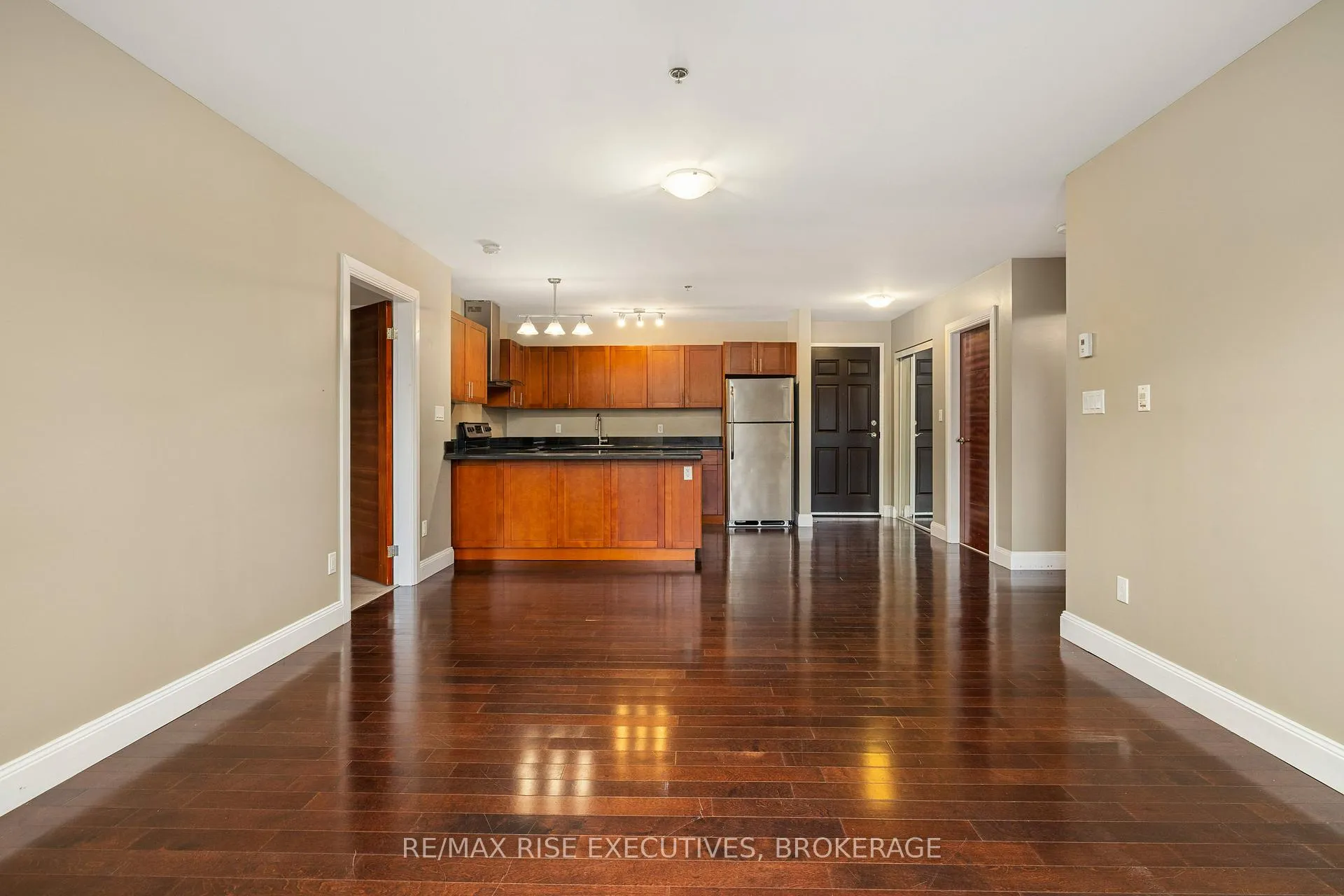 Photo 15 of Unit 516, 539 Armstrong Road, Kingston, East Gardiners Rd — HOMEH