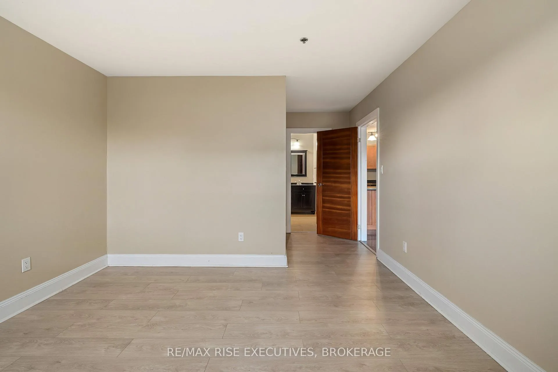 Photo 24 of Unit 516, 539 Armstrong Road, Kingston, East Gardiners Rd — HOMEH