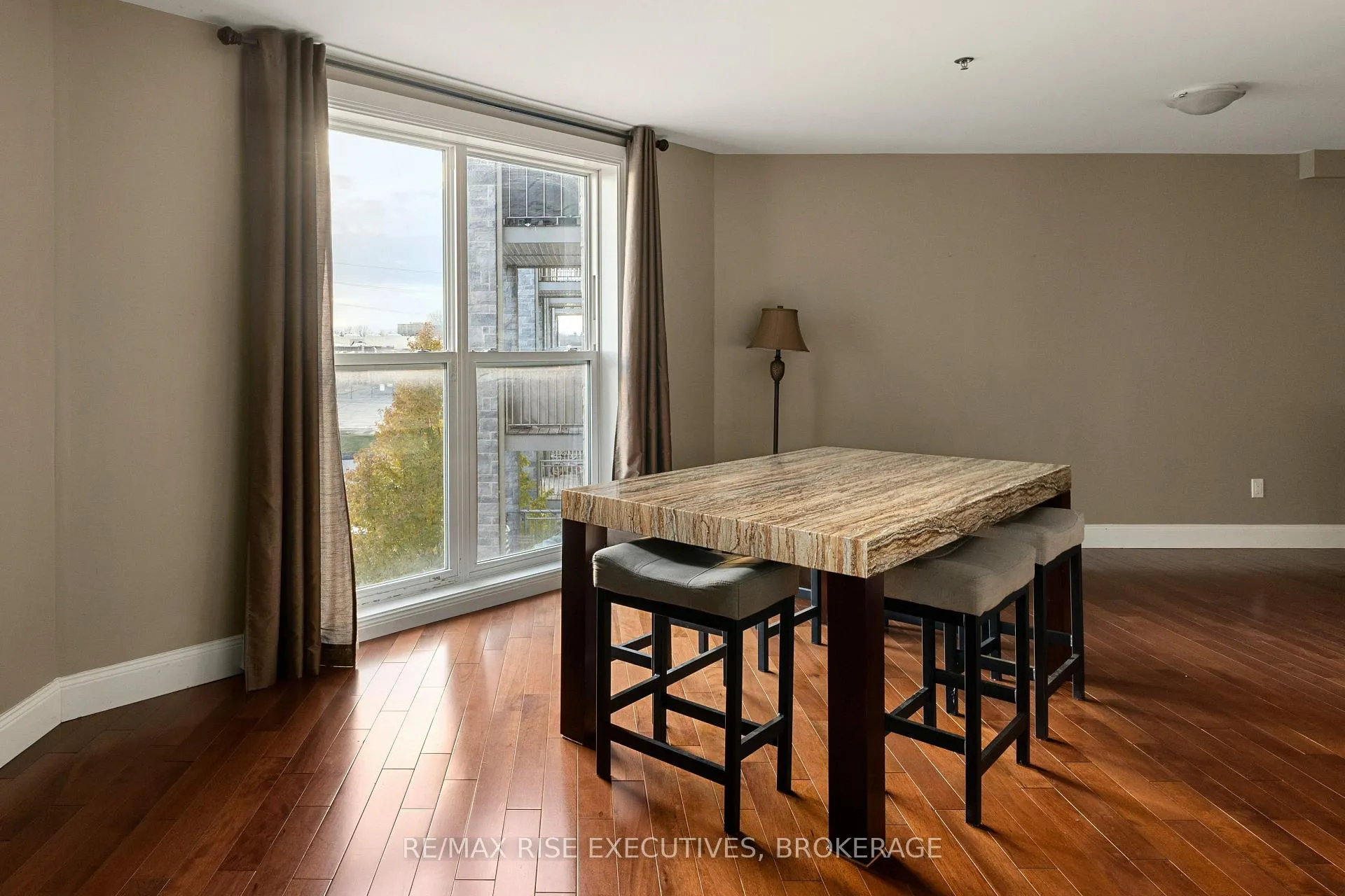 Photo 32 of Unit 516, 539 Armstrong Road, Kingston, East Gardiners Rd — HOMEH