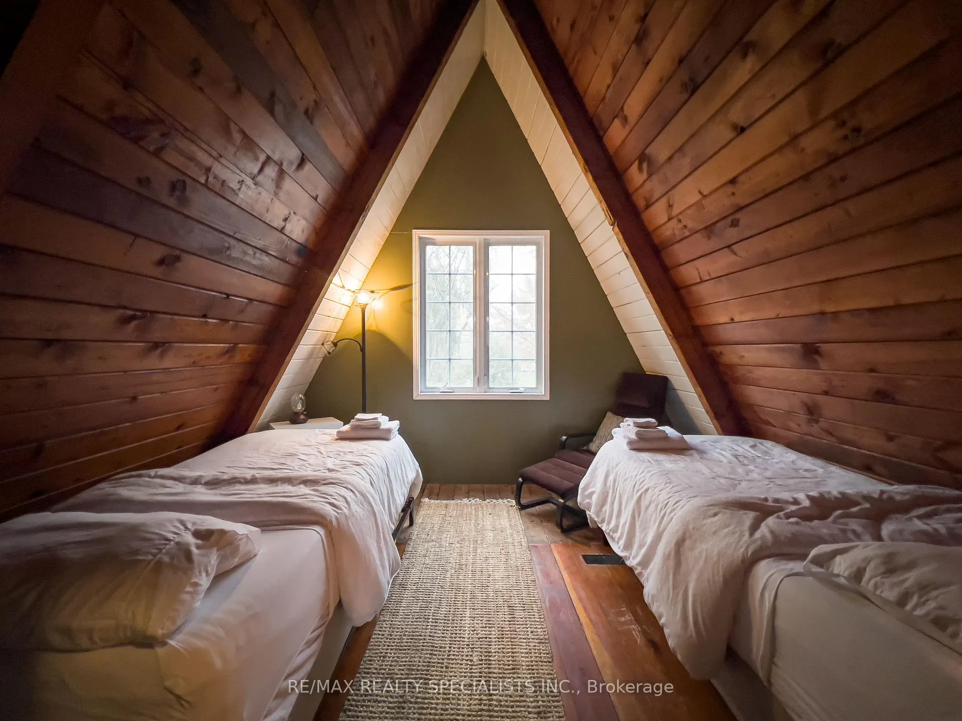 Photo 20 of 25 Derner Line, Haldimand, Dunnville — HOMEH