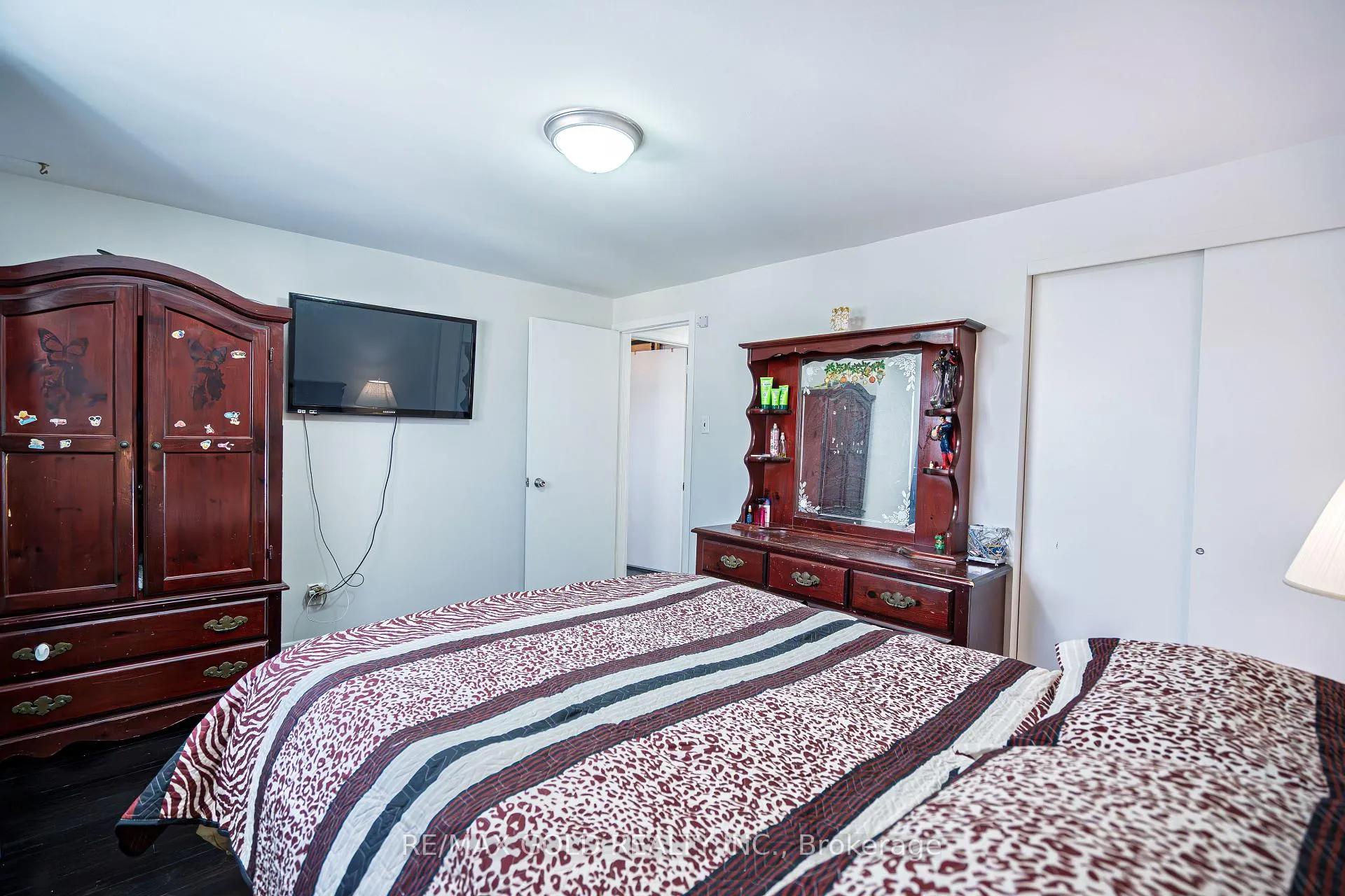 Photo 12 of 46 Elgin Drive, Brampton, Brampton South — HOMEH