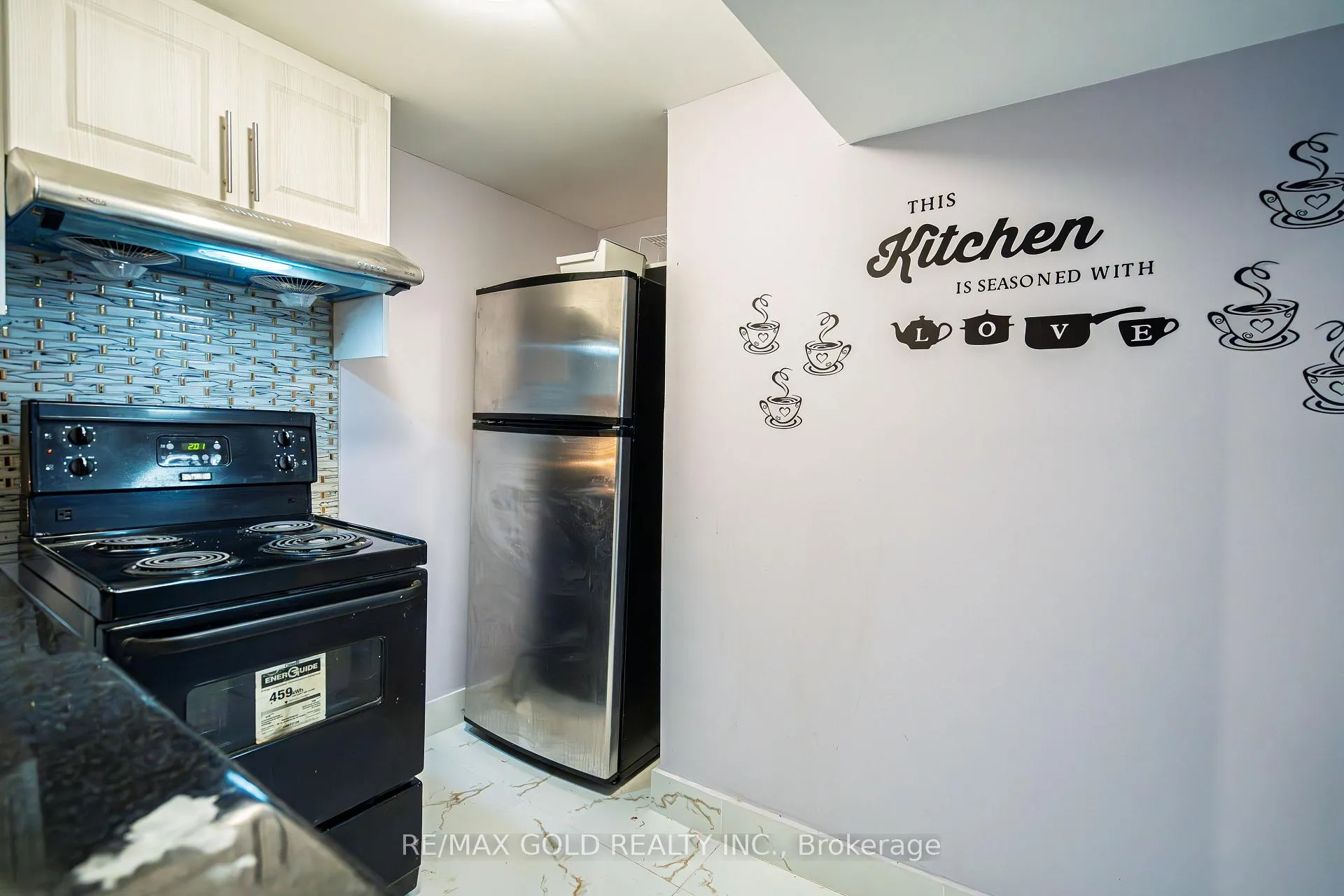 Photo 27 of 46 Elgin Drive, Brampton, Brampton South — HOMEH