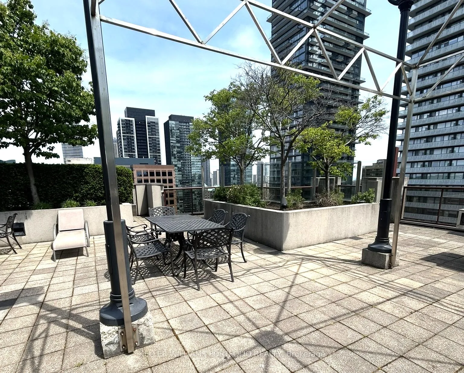 Photo 16 of Unit 1512, 85 Bloor Street E, Toronto, Church-Yonge Corridor — HOMEH