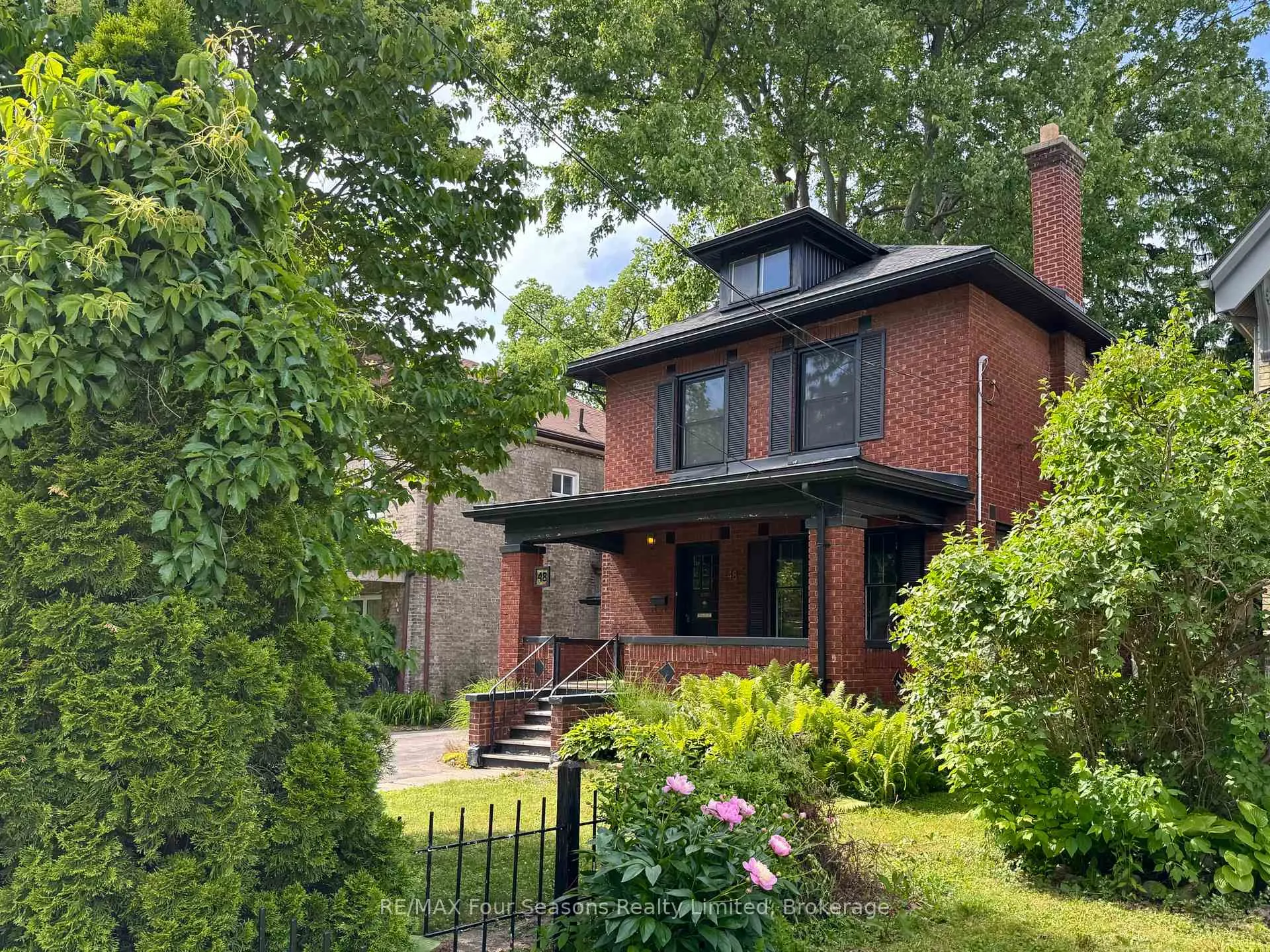 Front of 48 Elmwood Avenue E