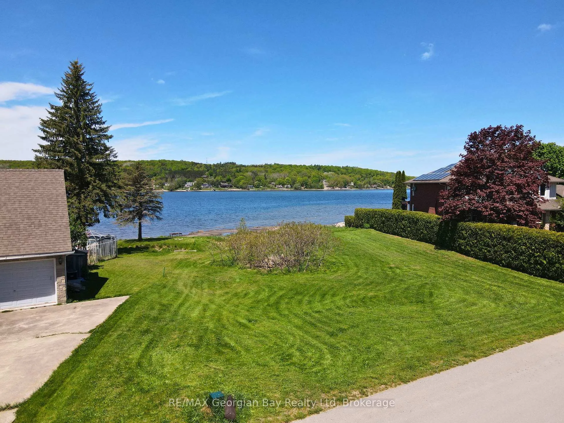 Photo 4 of 46 Beck Boulevard, Penetanguishene — HOMEH