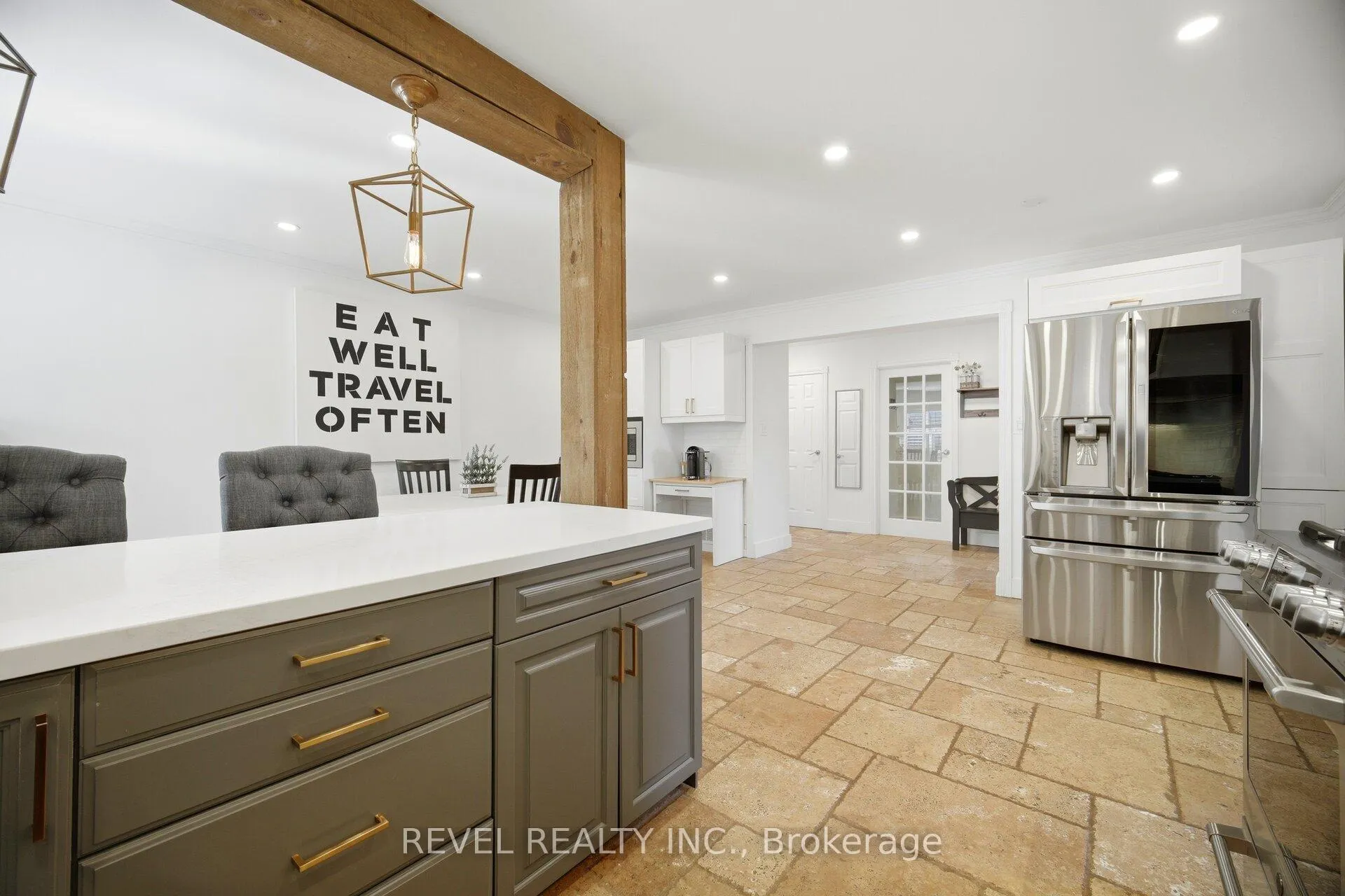 Photo 12 of 477 Bell Street, Milton, Bronte Meadows — HOMEH