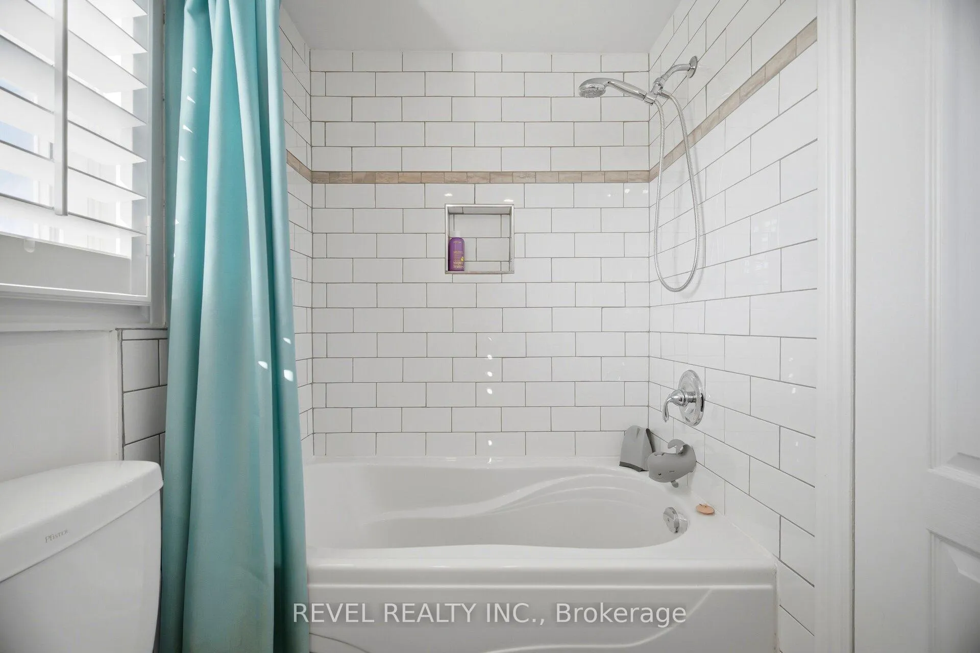 Photo 32 of 477 Bell Street, Milton, Bronte Meadows — HOMEH