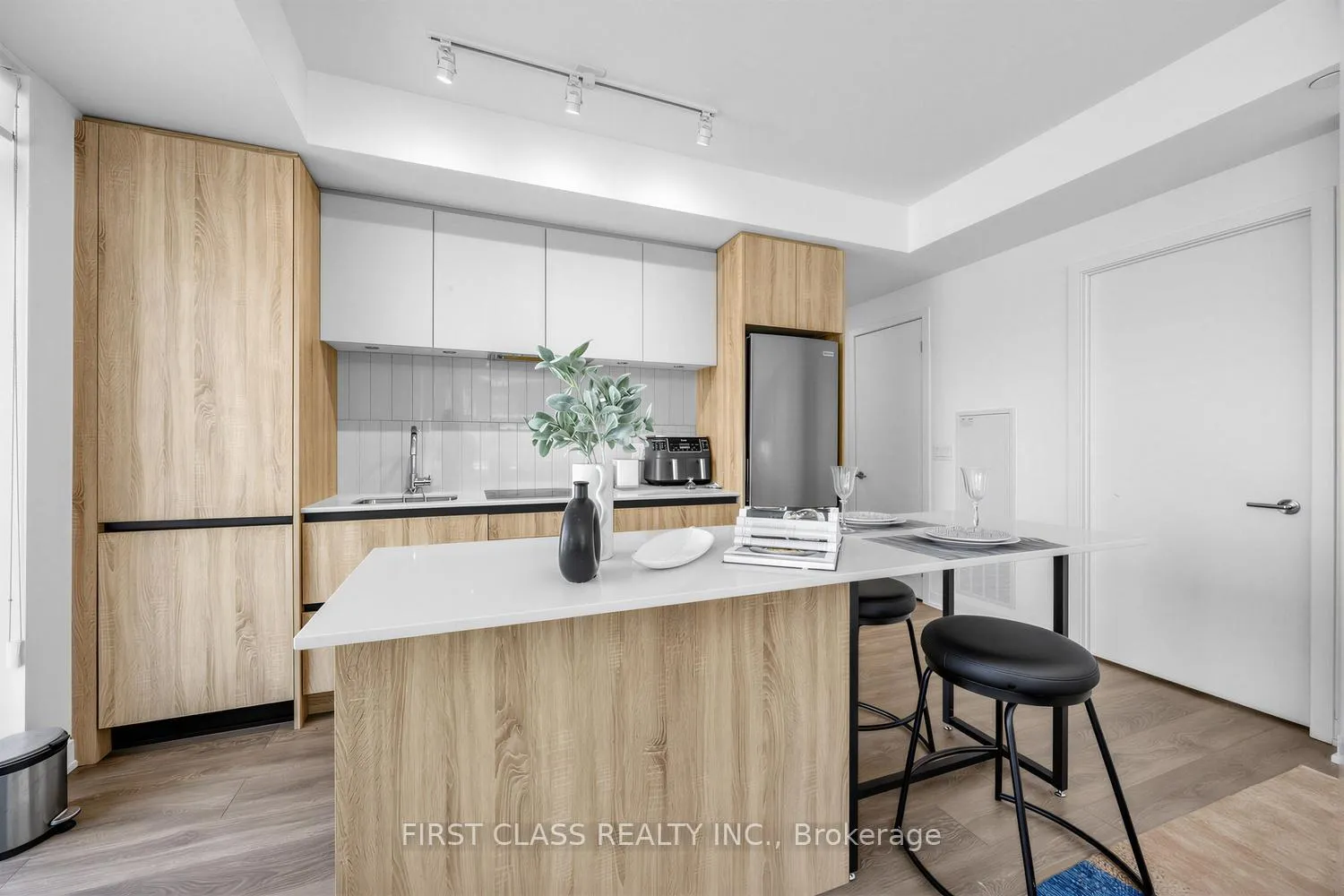 Photo 8 of Unit 1111, 7950 Bathurst Street, Vaughan, Beverley Glen — HOMEH