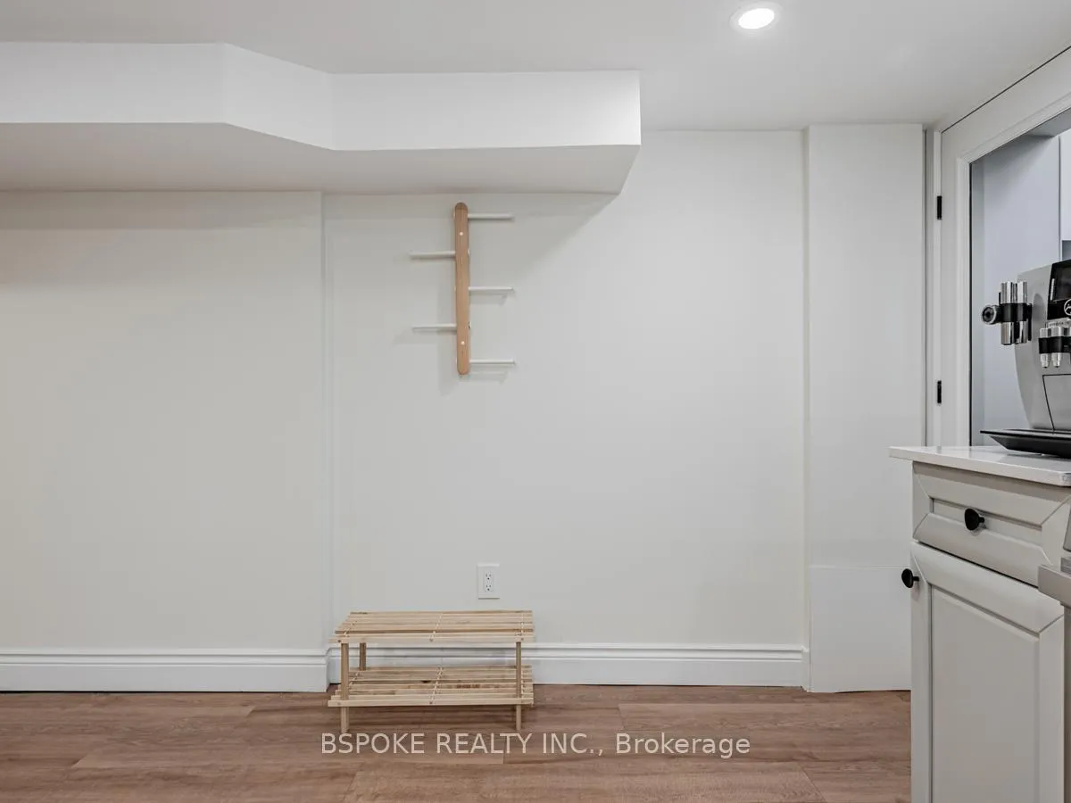 Photo 3 of Unit Bsmt, 4 Hartford Avenue, Toronto, The Beaches — HOMEH