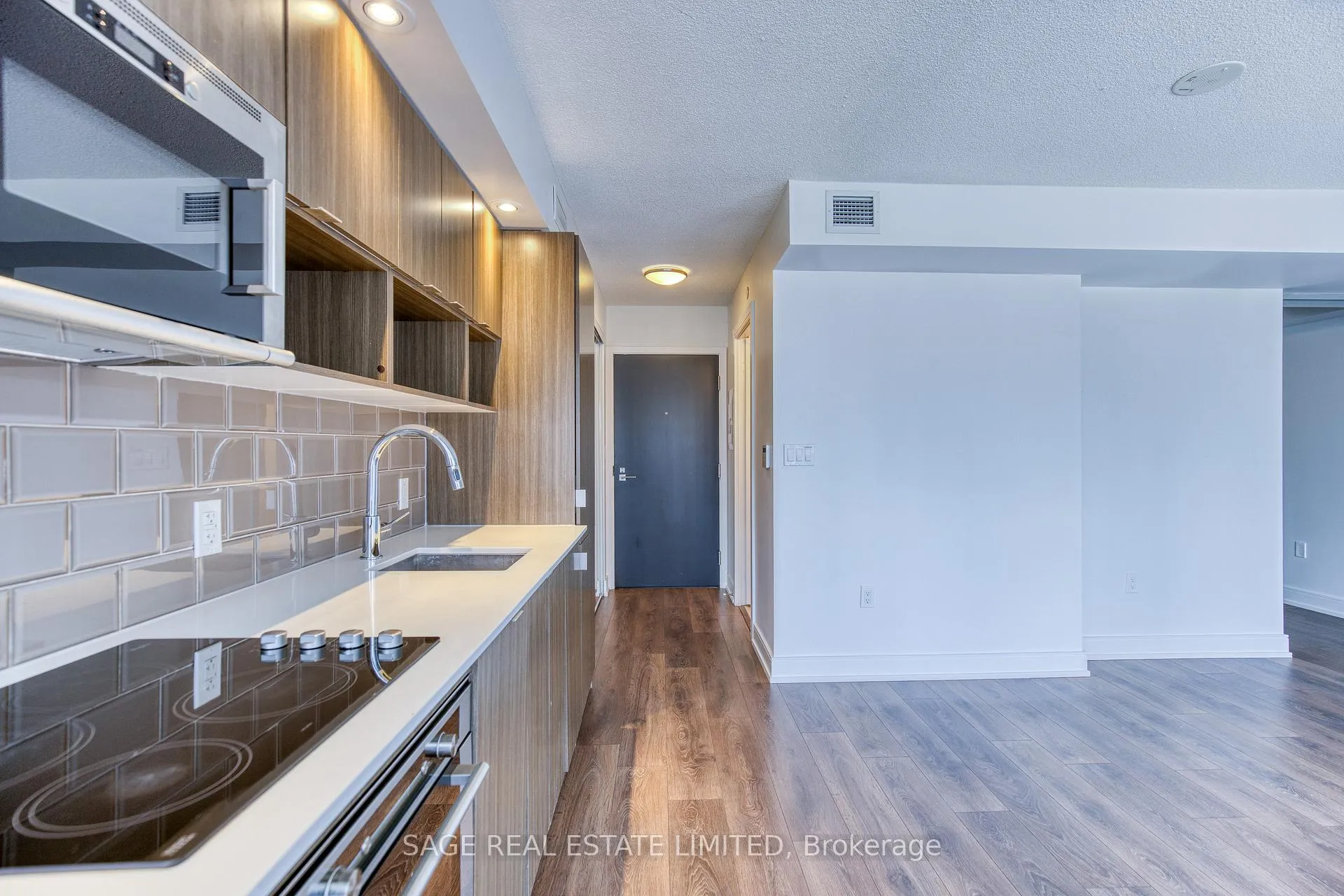 Photo 8 of Unit 1001, 89 McGill Street, Toronto, Church-Yonge Corridor — HOMEH