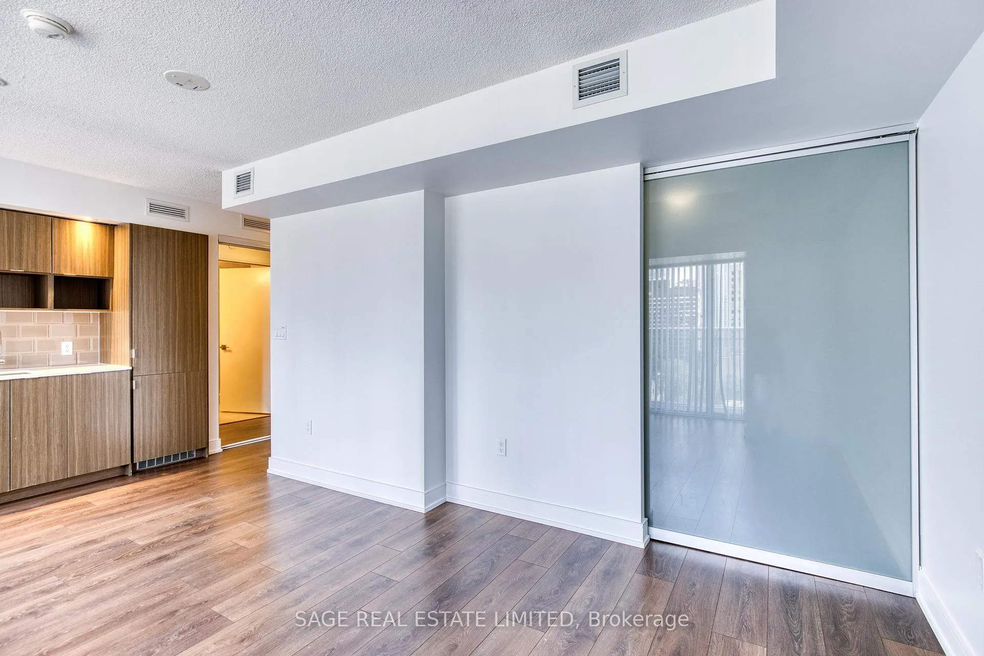 Photo 14 of Unit 1001, 89 McGill Street, Toronto, Church-Yonge Corridor — HOMEH