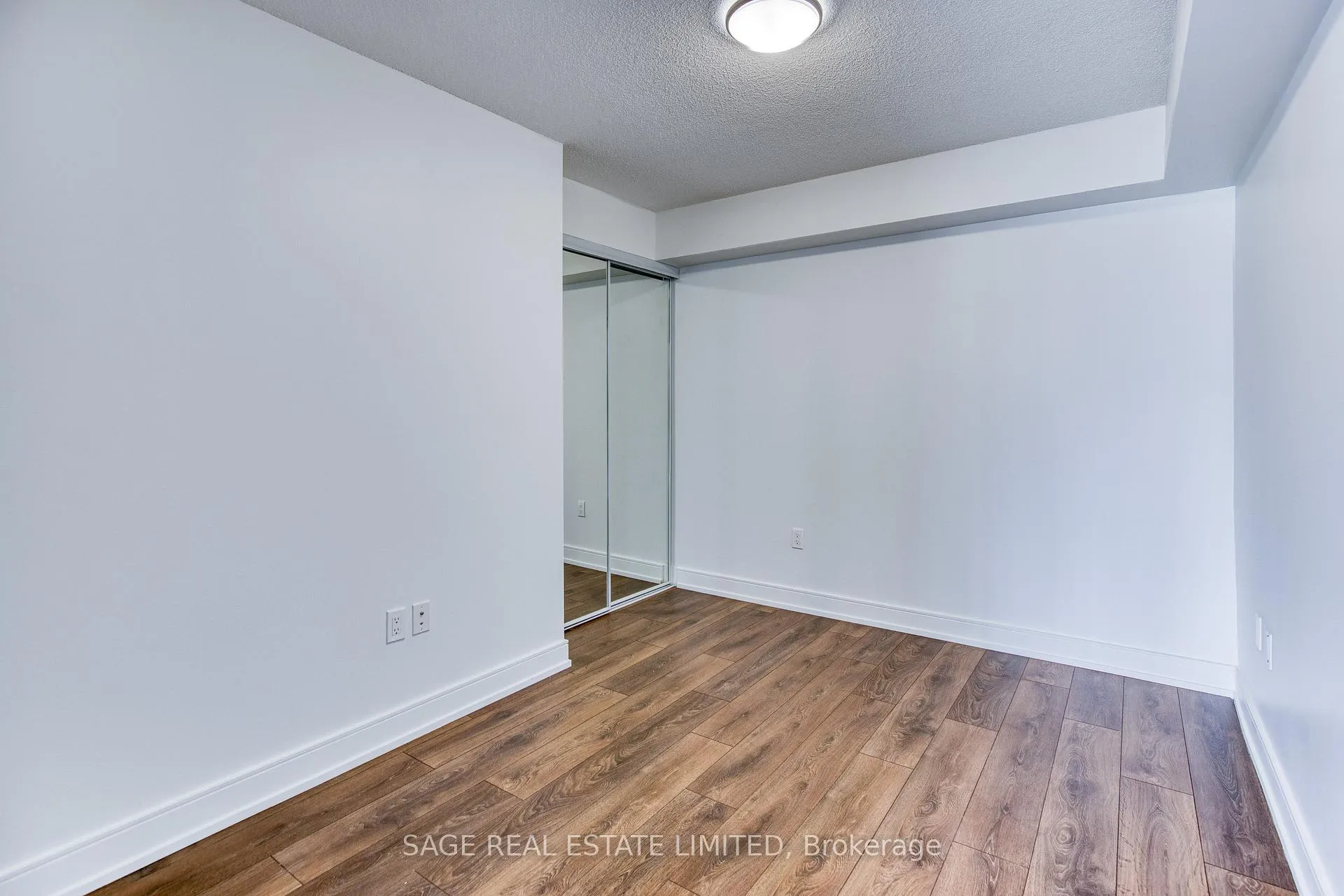 Photo 16 of Unit 1001, 89 McGill Street, Toronto, Church-Yonge Corridor — HOMEH