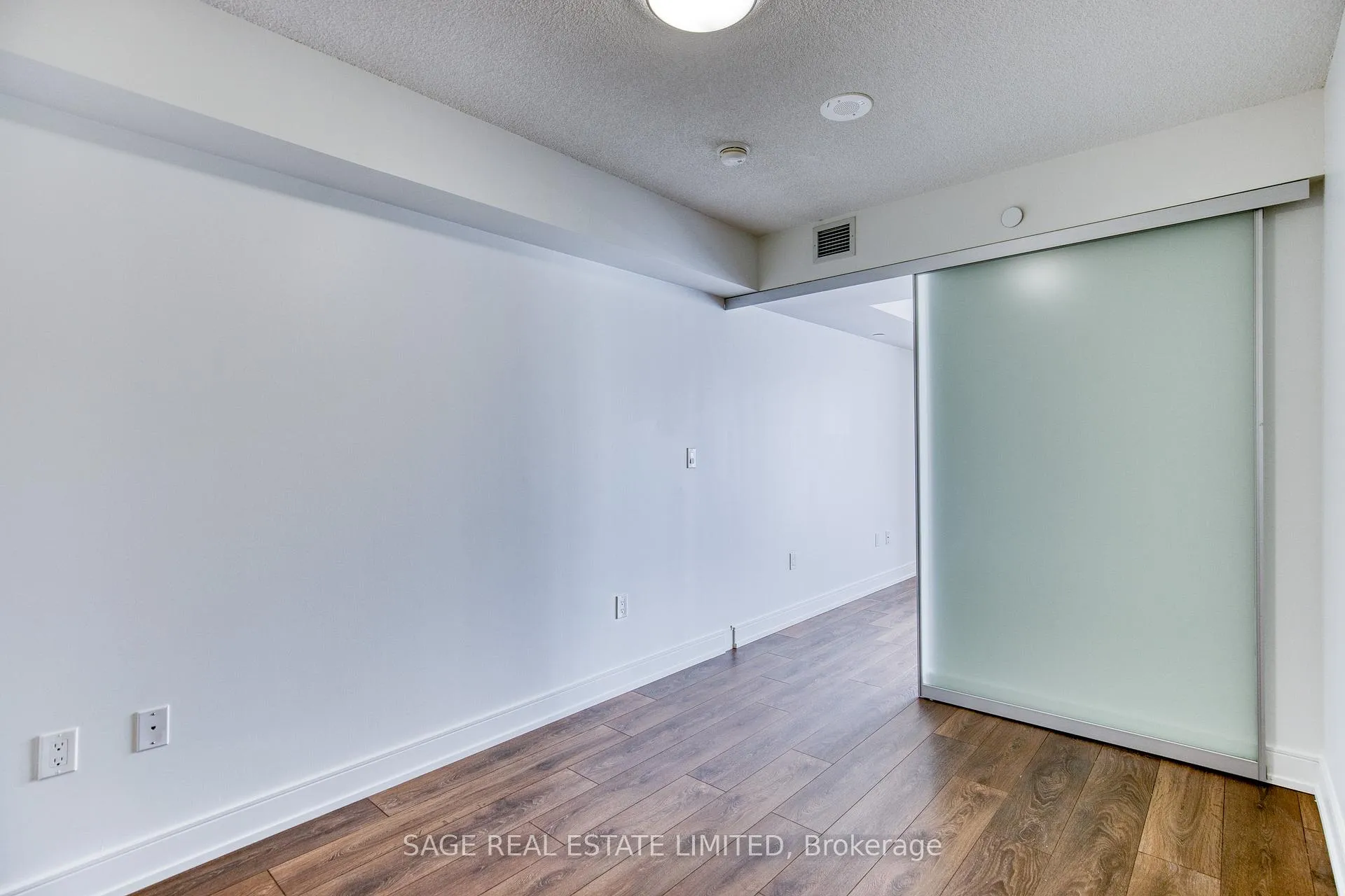 Photo 17 of Unit 1001, 89 McGill Street, Toronto, Church-Yonge Corridor — HOMEH