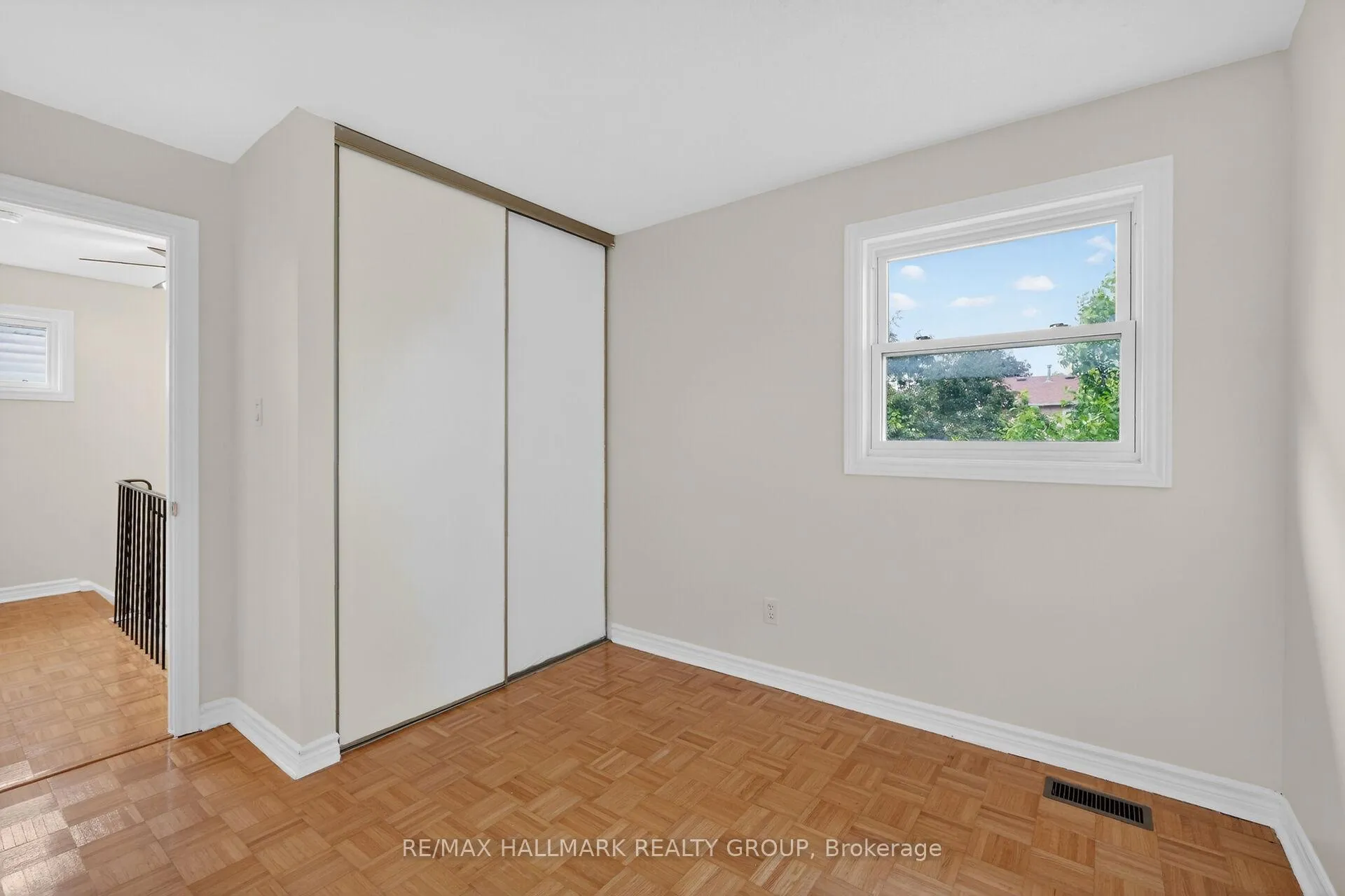 Photo 29 of 4 Gowrie Drive, Ottawa, Kanata - Glencairn/Hazeldean — HOMEH