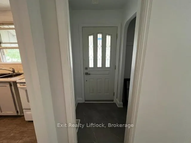 Photo 2 of 303 Caddy Street, Peterborough, Ashburnham Ward 4 — HOMEH