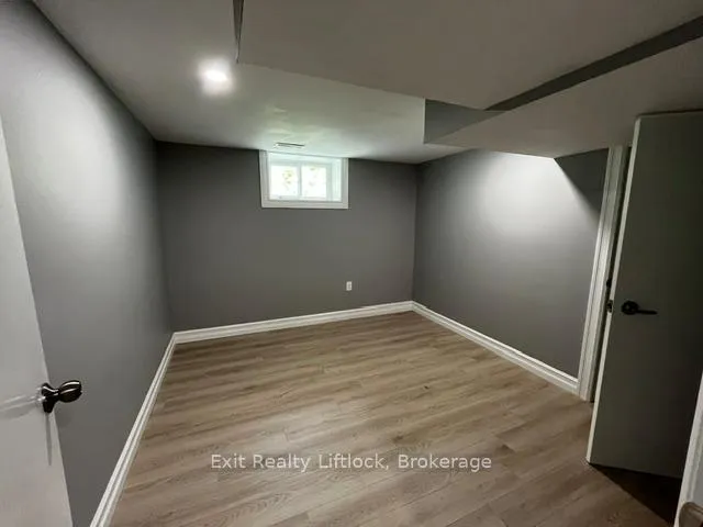 Photo 9 of 303 Caddy Street, Peterborough, Ashburnham Ward 4 — HOMEH