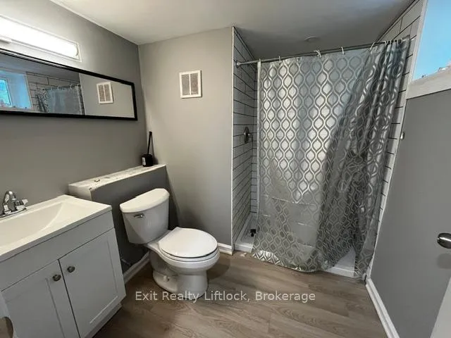 Photo 10 of 303 Caddy Street, Peterborough, Ashburnham Ward 4 — HOMEH