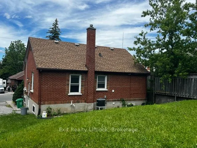 Photo 13 of 303 Caddy Street, Peterborough, Ashburnham Ward 4 — HOMEH
