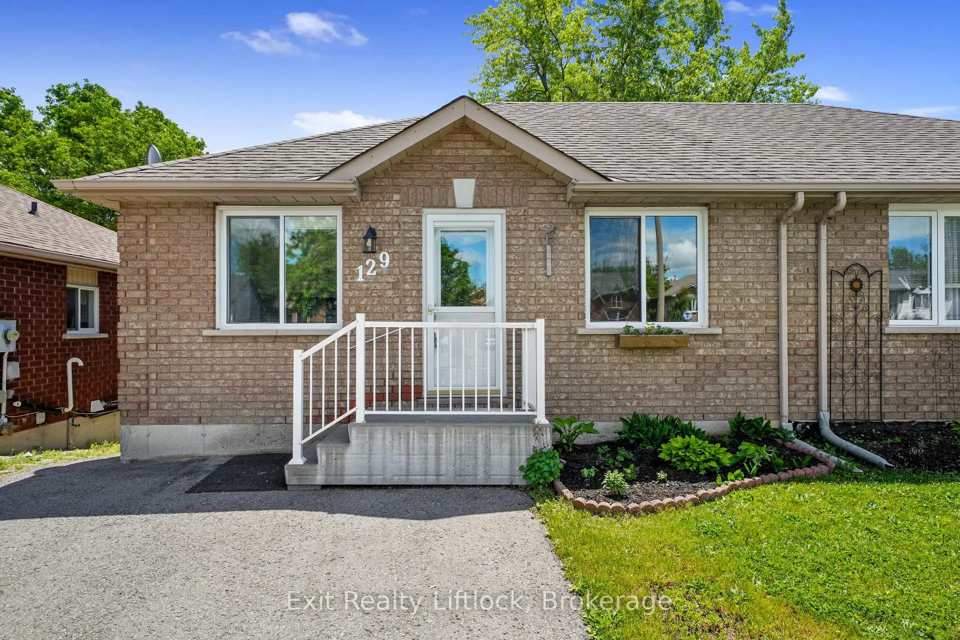 Photo 1 of 129 Towerhill Road, Peterborough, Northcrest Ward 5 — HOMEH