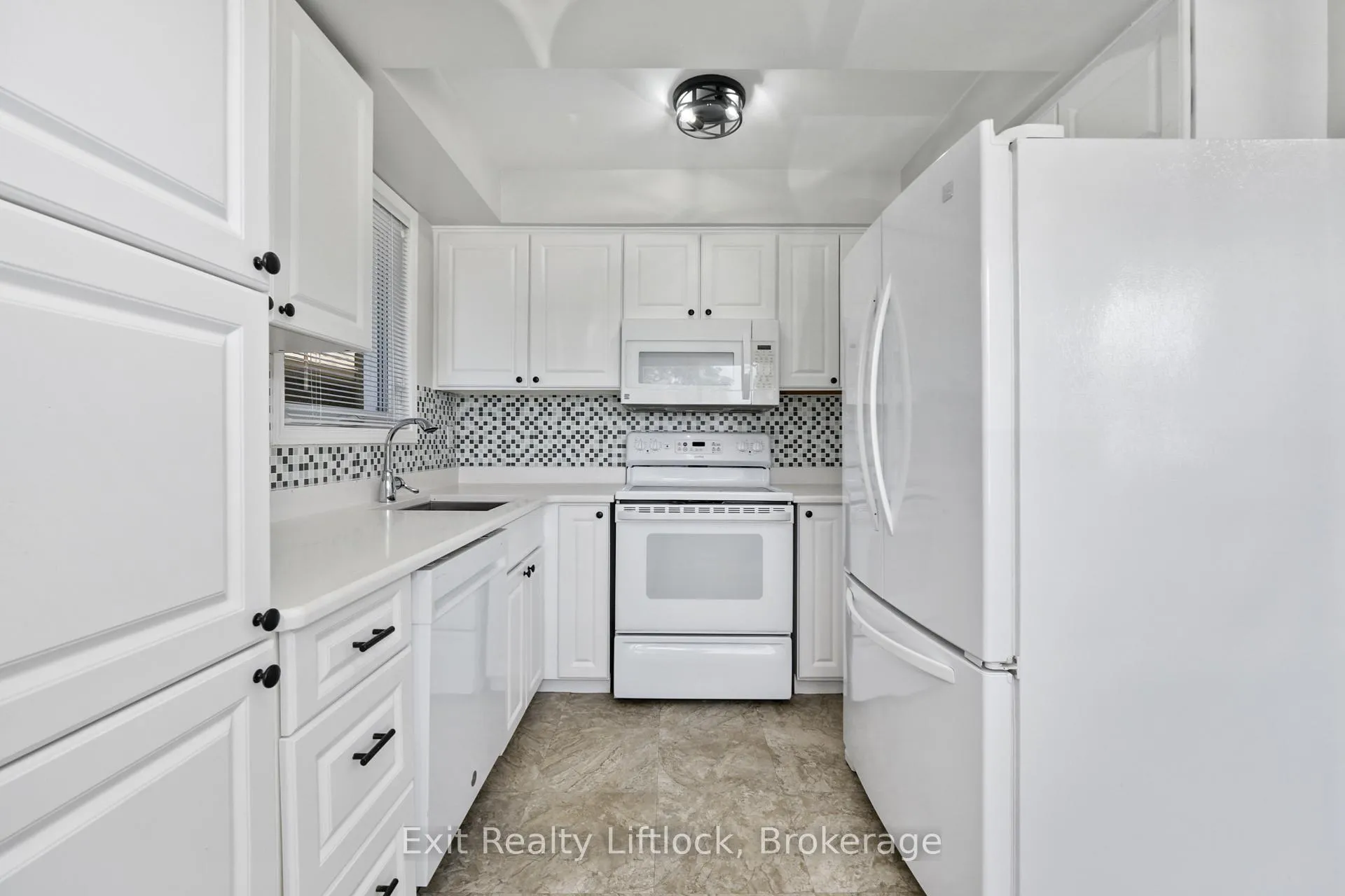 Photo 7 of 129 Towerhill Road, Peterborough, Northcrest Ward 5 — HOMEH