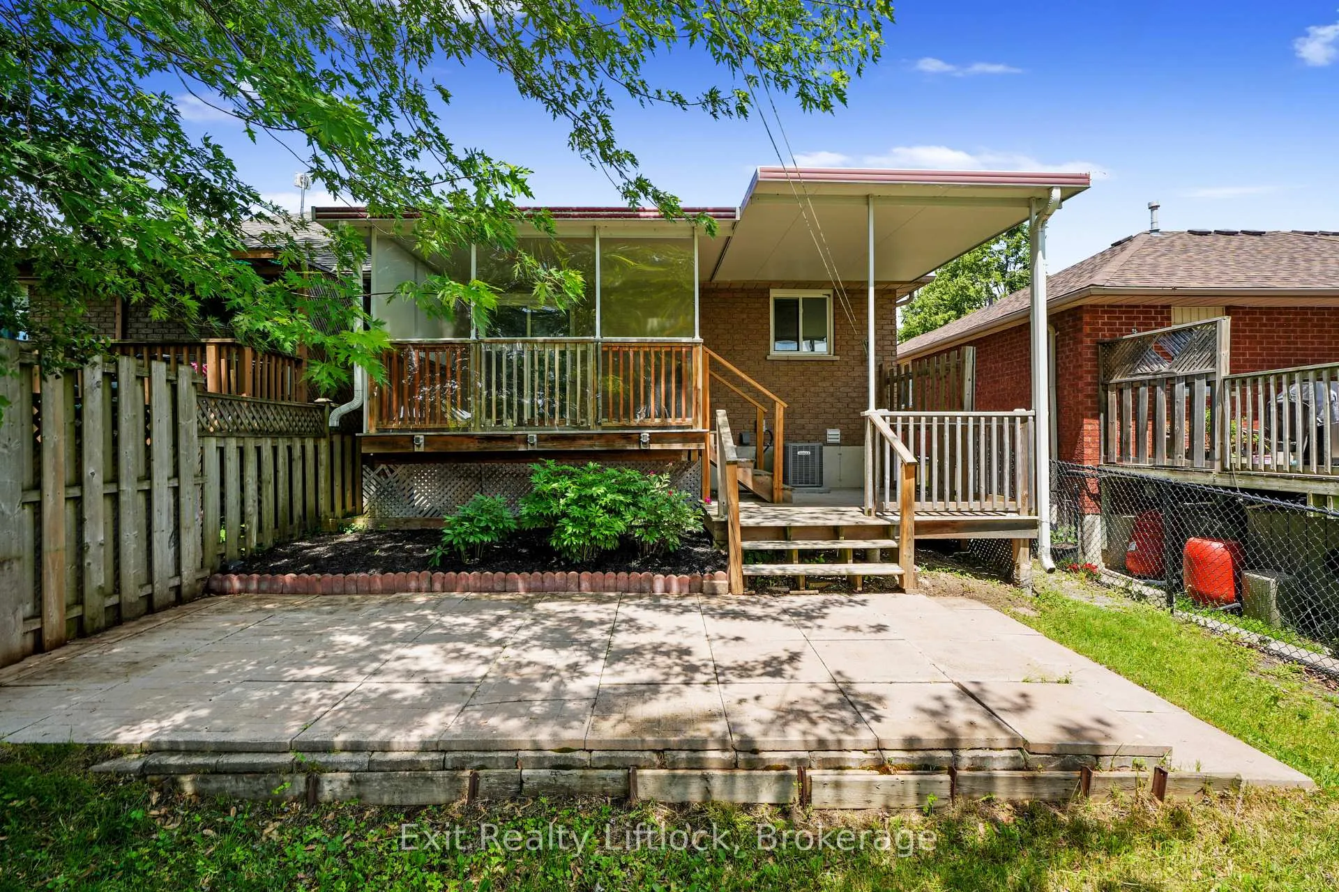 Photo 19 of 129 Towerhill Road, Peterborough, Northcrest Ward 5 — HOMEH