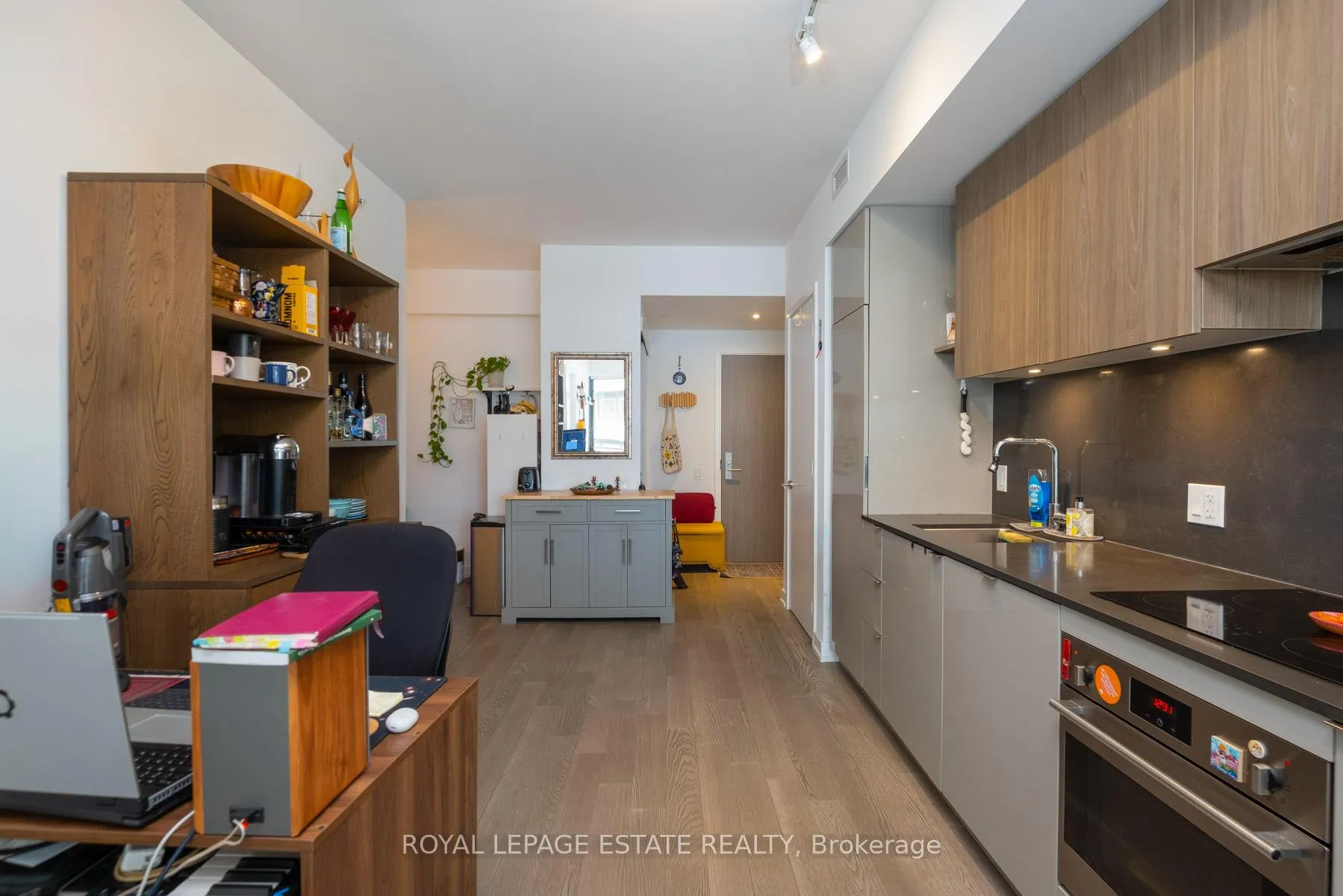 Photo 4 of Unit 2607, 161 Roehampton Avenue, Toronto, Mount Pleasant West — HOMEH