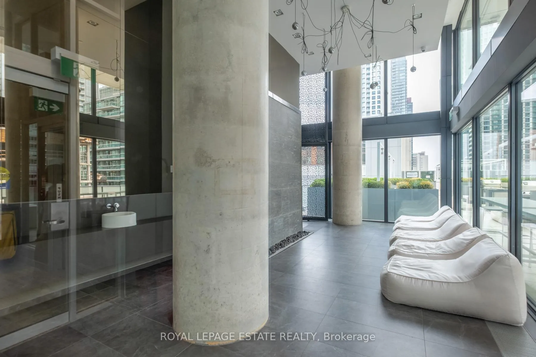 Photo 16 of Unit 2607, 161 Roehampton Avenue, Toronto, Mount Pleasant West — HOMEH
