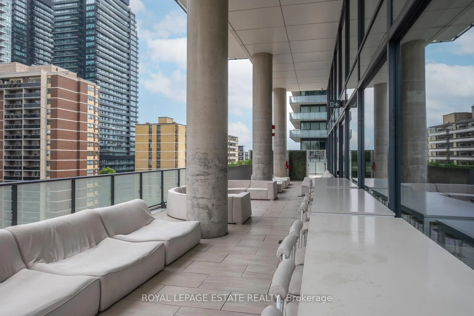 Photo 18 of Unit 2607, 161 Roehampton Avenue, Toronto, Mount Pleasant West — HOMEH