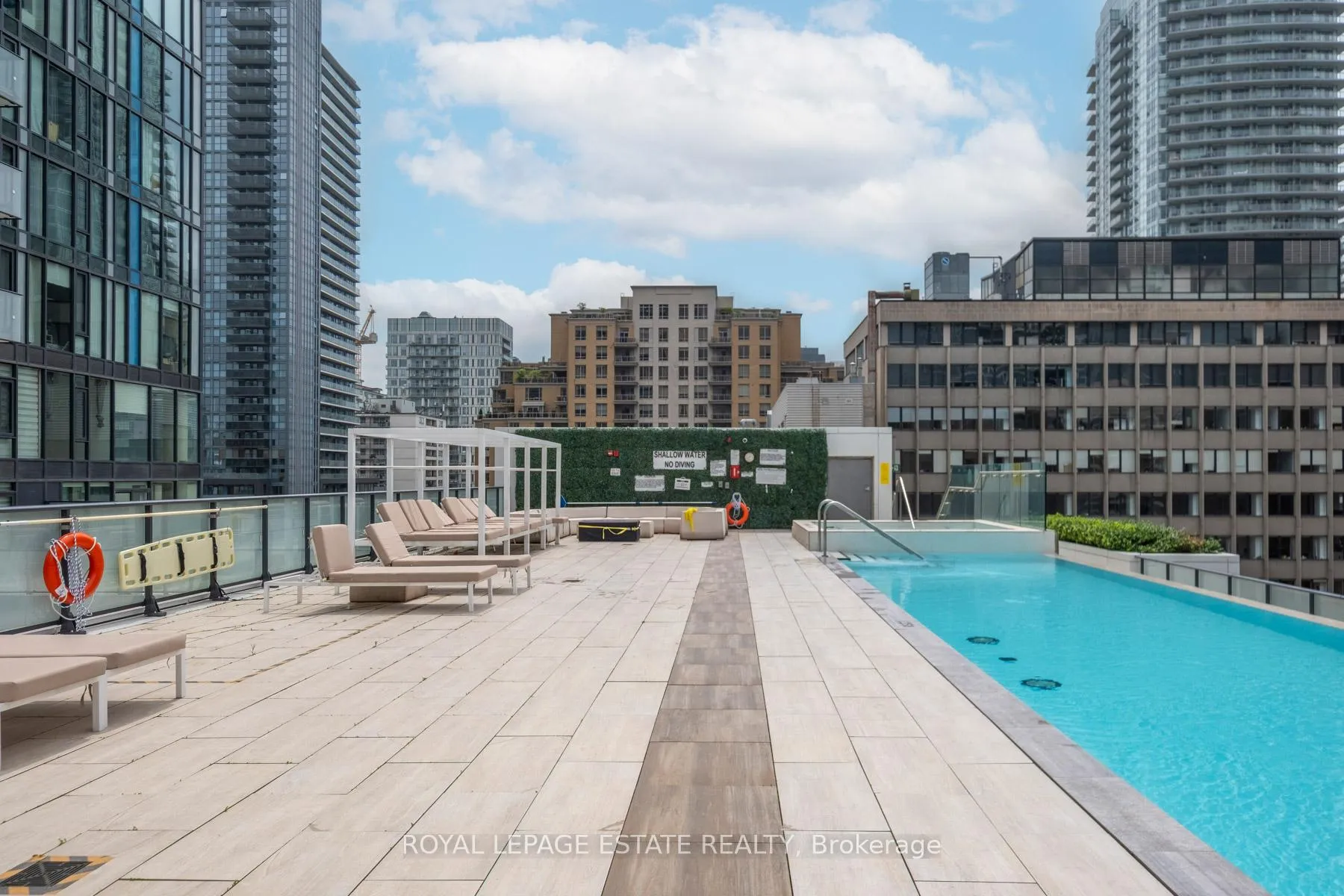 Photo 20 of Unit 2607, 161 Roehampton Avenue, Toronto, Mount Pleasant West — HOMEH