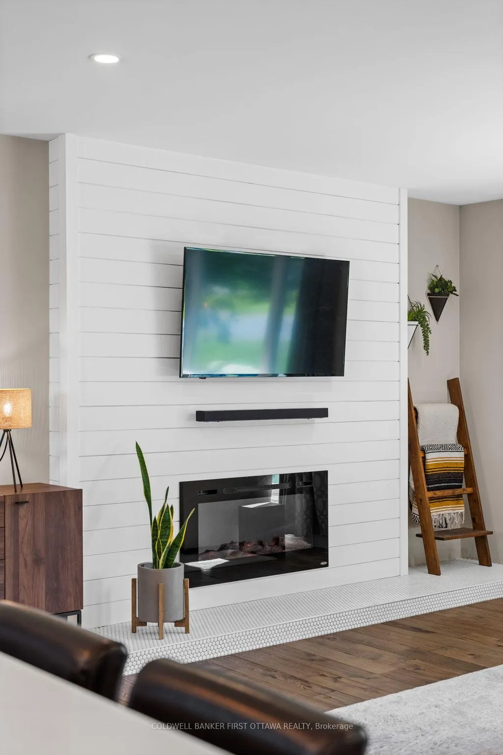 Photo 8 of 5276 Hillcrest Drive, Ottawa, Manotick Long Island & Nicholls Island — HOMEH