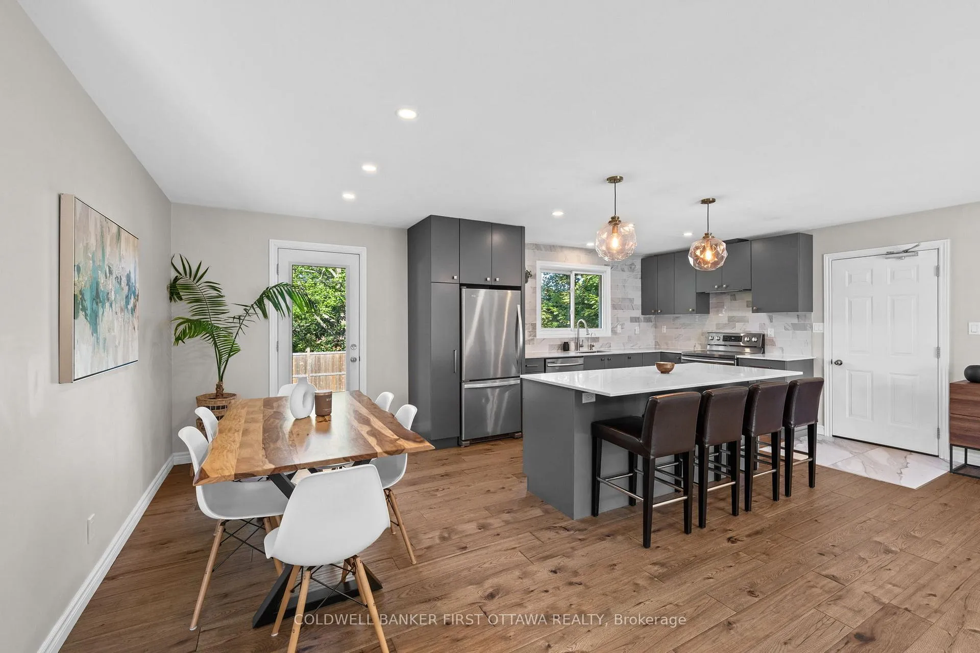Photo 13 of 5276 Hillcrest Drive, Ottawa, Manotick Long Island & Nicholls Island — HOMEH