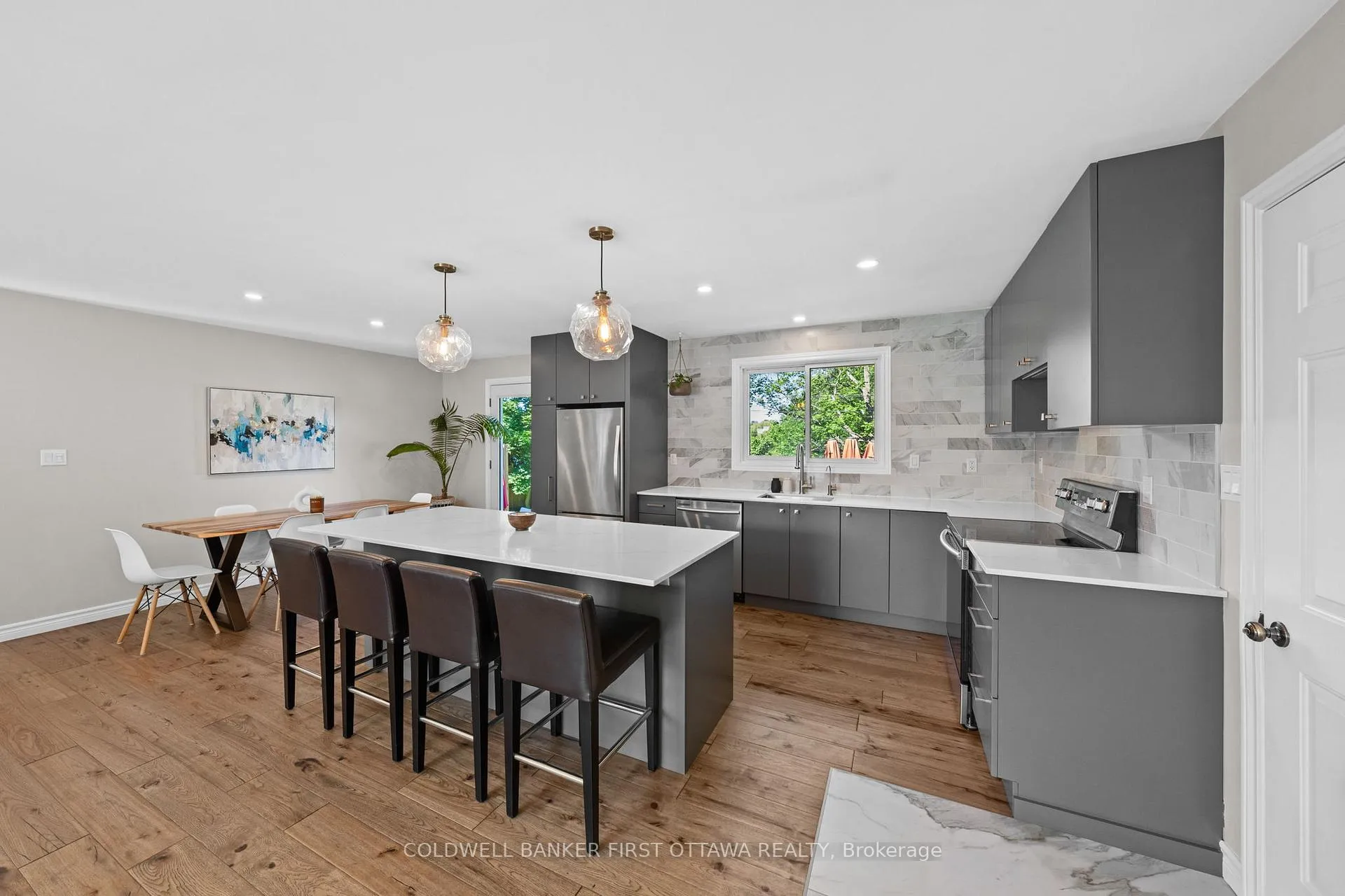 Photo 18 of 5276 Hillcrest Drive, Ottawa, Manotick Long Island & Nicholls Island — HOMEH