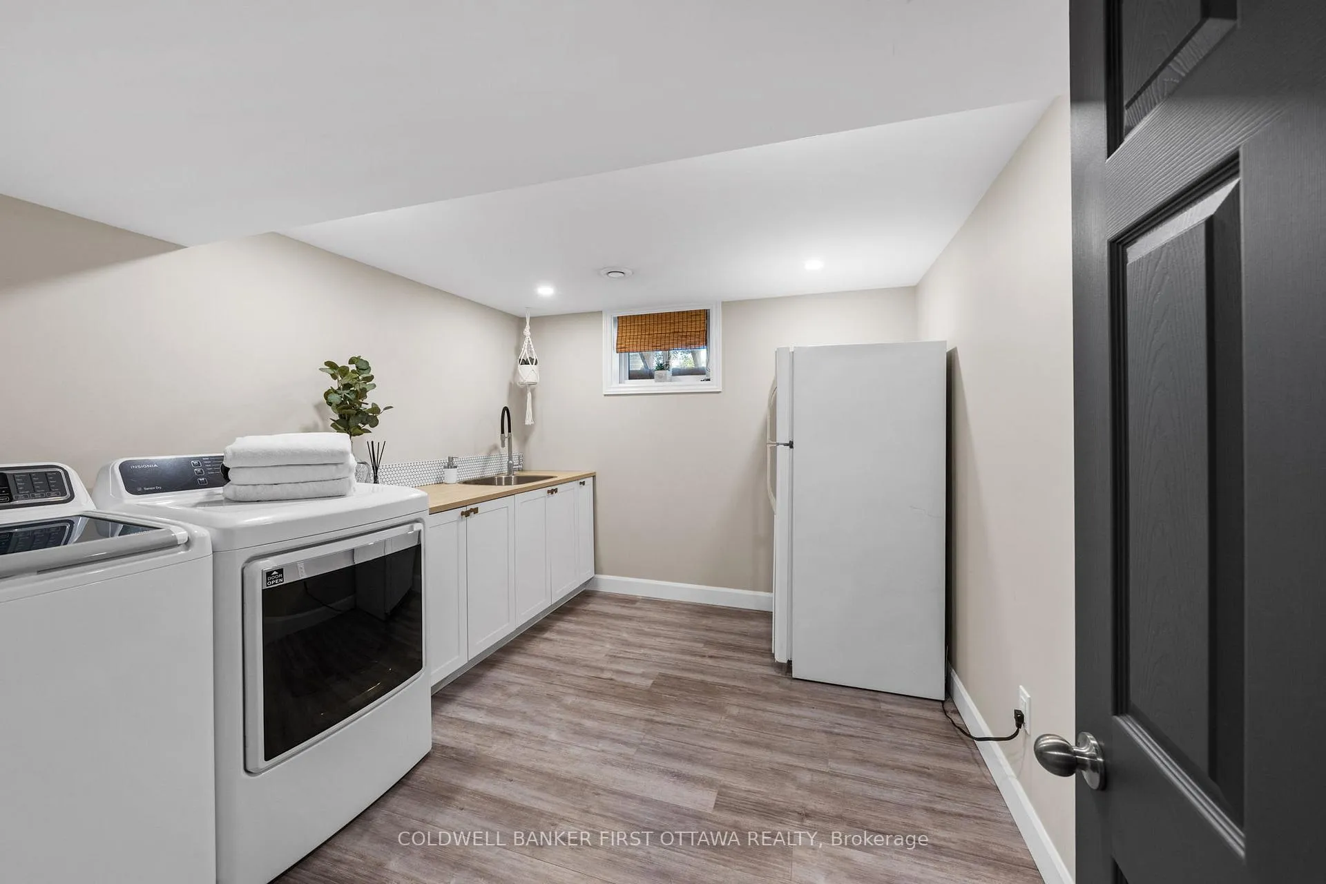 Photo 31 of 5276 Hillcrest Drive, Ottawa, Manotick Long Island & Nicholls Island — HOMEH