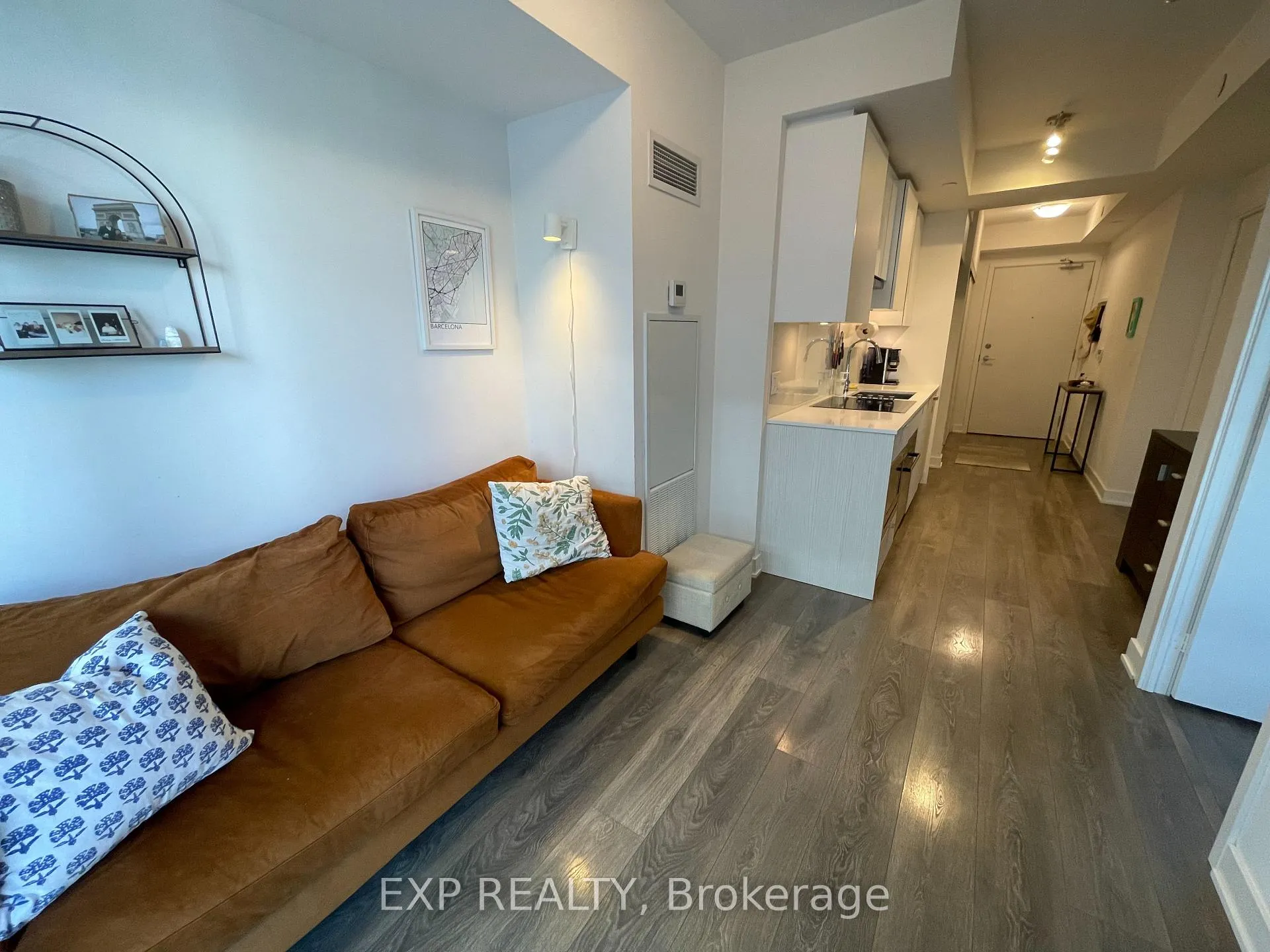 Photo 11 of Unit 2015, 195 Redpath Avenue, Toronto, Mount Pleasant West — HOMEH