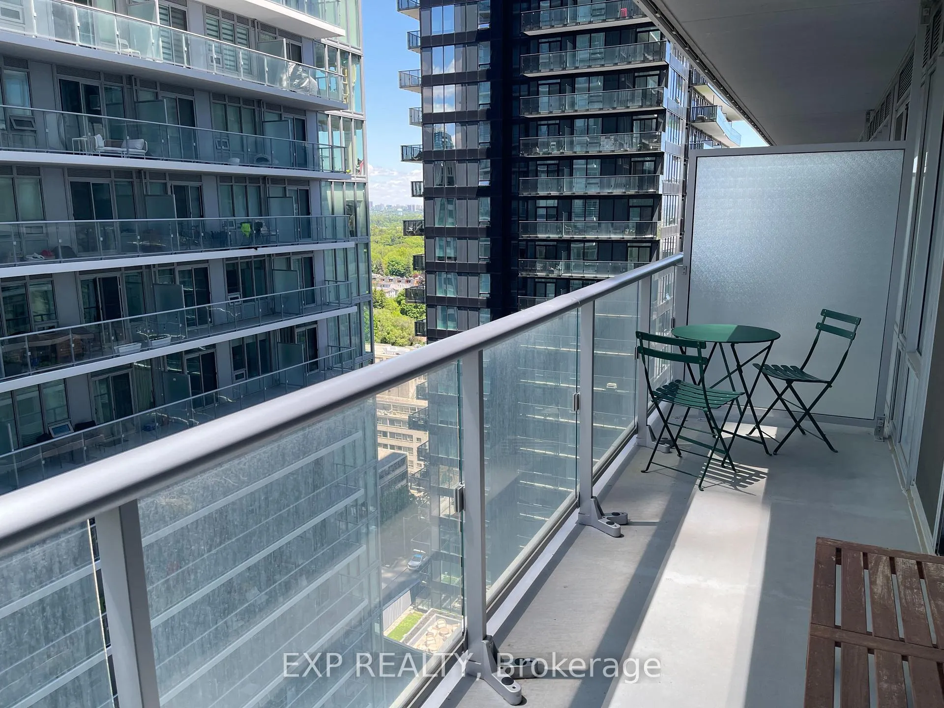Photo 14 of Unit 2015, 195 Redpath Avenue, Toronto, Mount Pleasant West — HOMEH