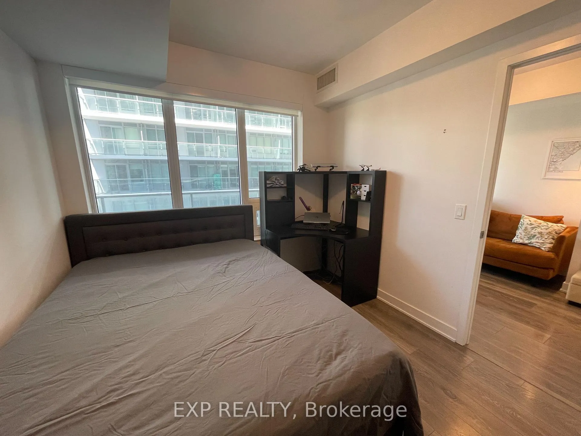 Photo 15 of Unit 2015, 195 Redpath Avenue, Toronto, Mount Pleasant West — HOMEH