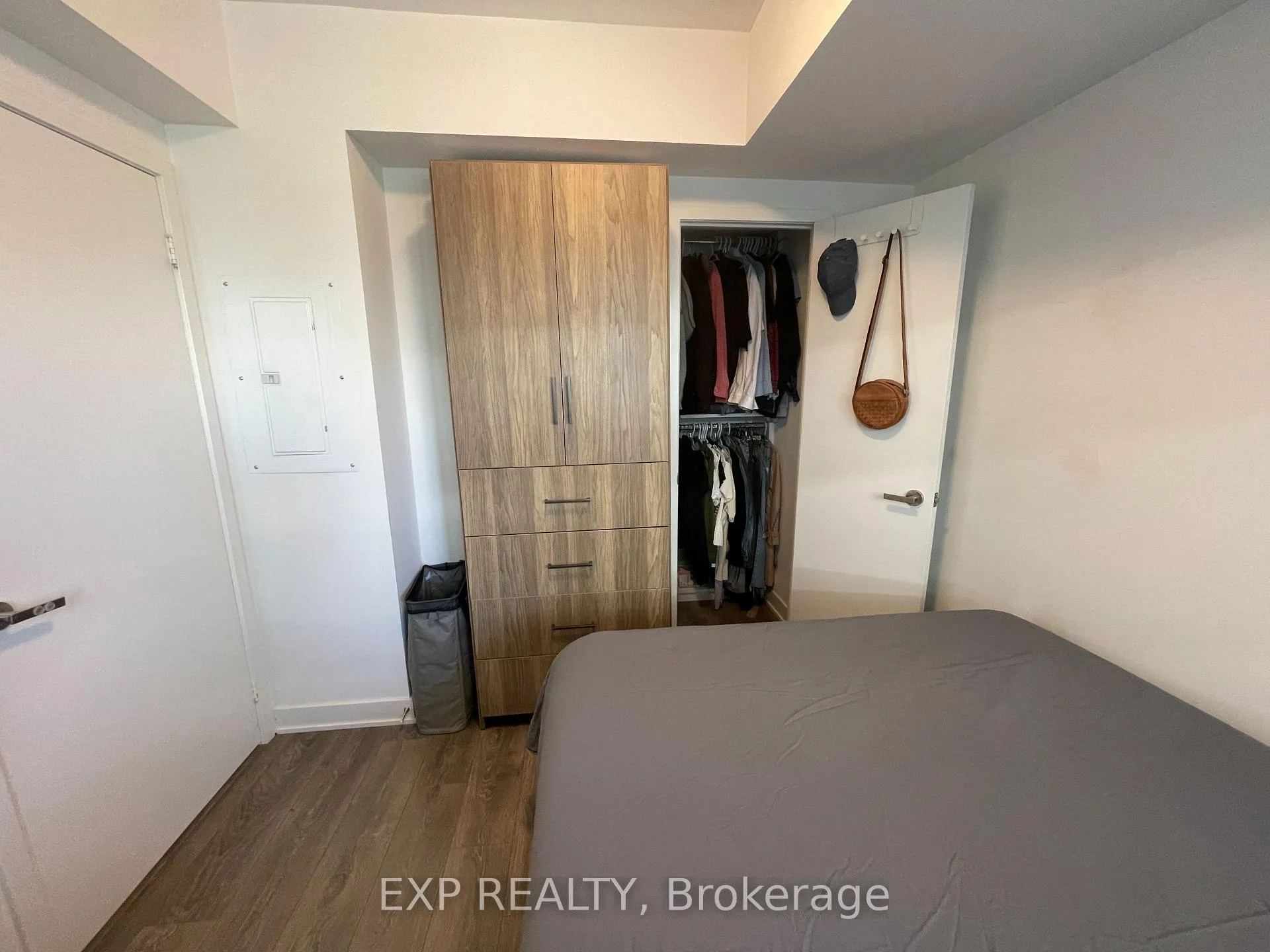 Photo 17 of Unit 2015, 195 Redpath Avenue, Toronto, Mount Pleasant West — HOMEH