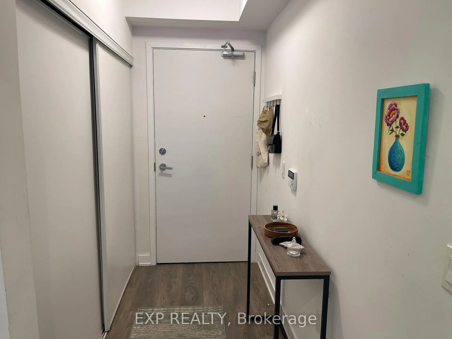 Photo 19 of Unit 2015, 195 Redpath Avenue, Toronto, Mount Pleasant West — HOMEH