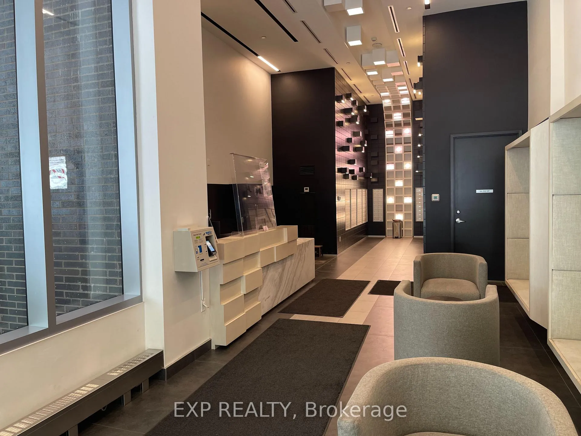 Photo 31 of Unit 2015, 195 Redpath Avenue, Toronto, Mount Pleasant West — HOMEH