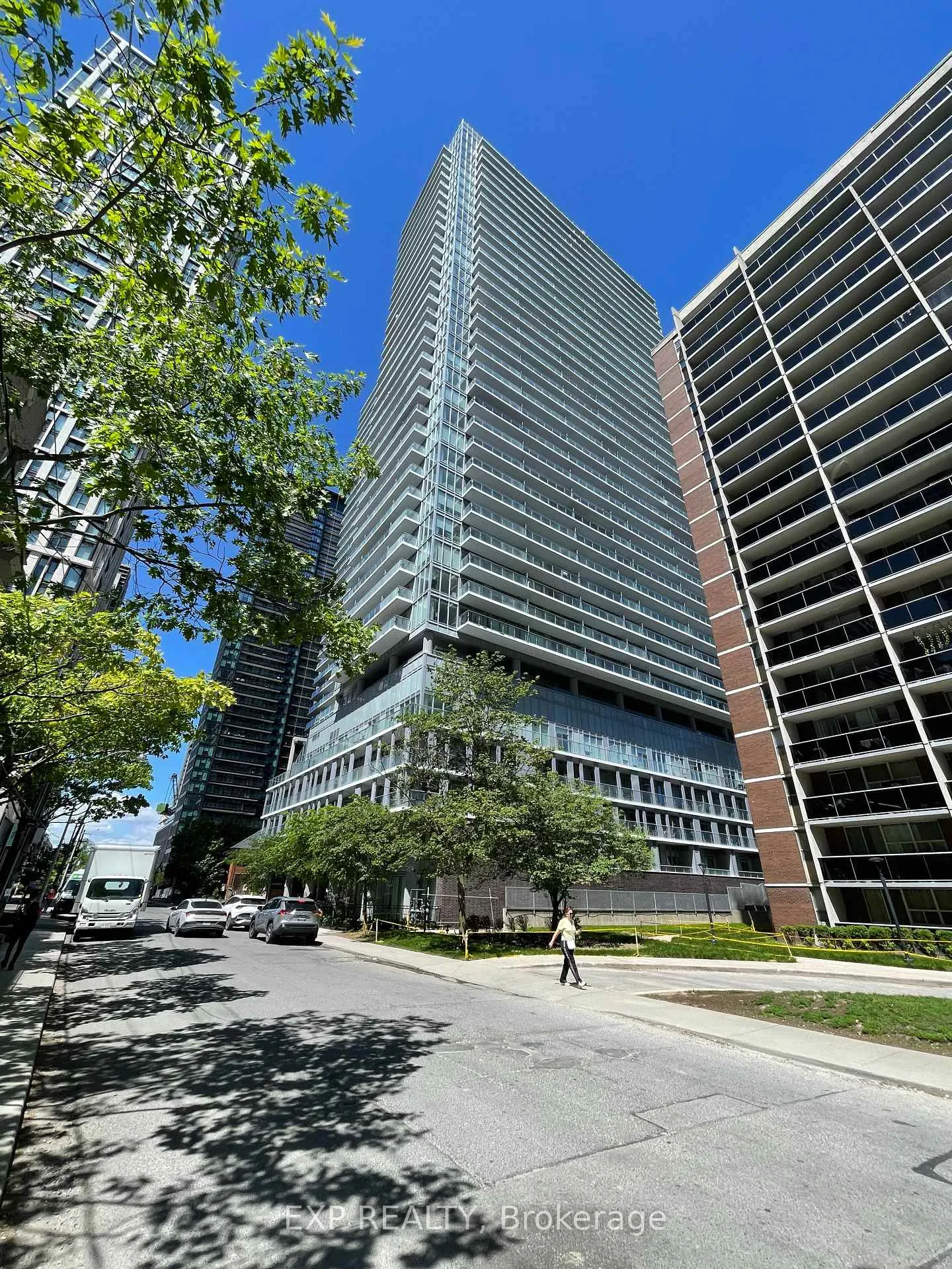 Photo 37 of Unit 2015, 195 Redpath Avenue, Toronto, Mount Pleasant West — HOMEH