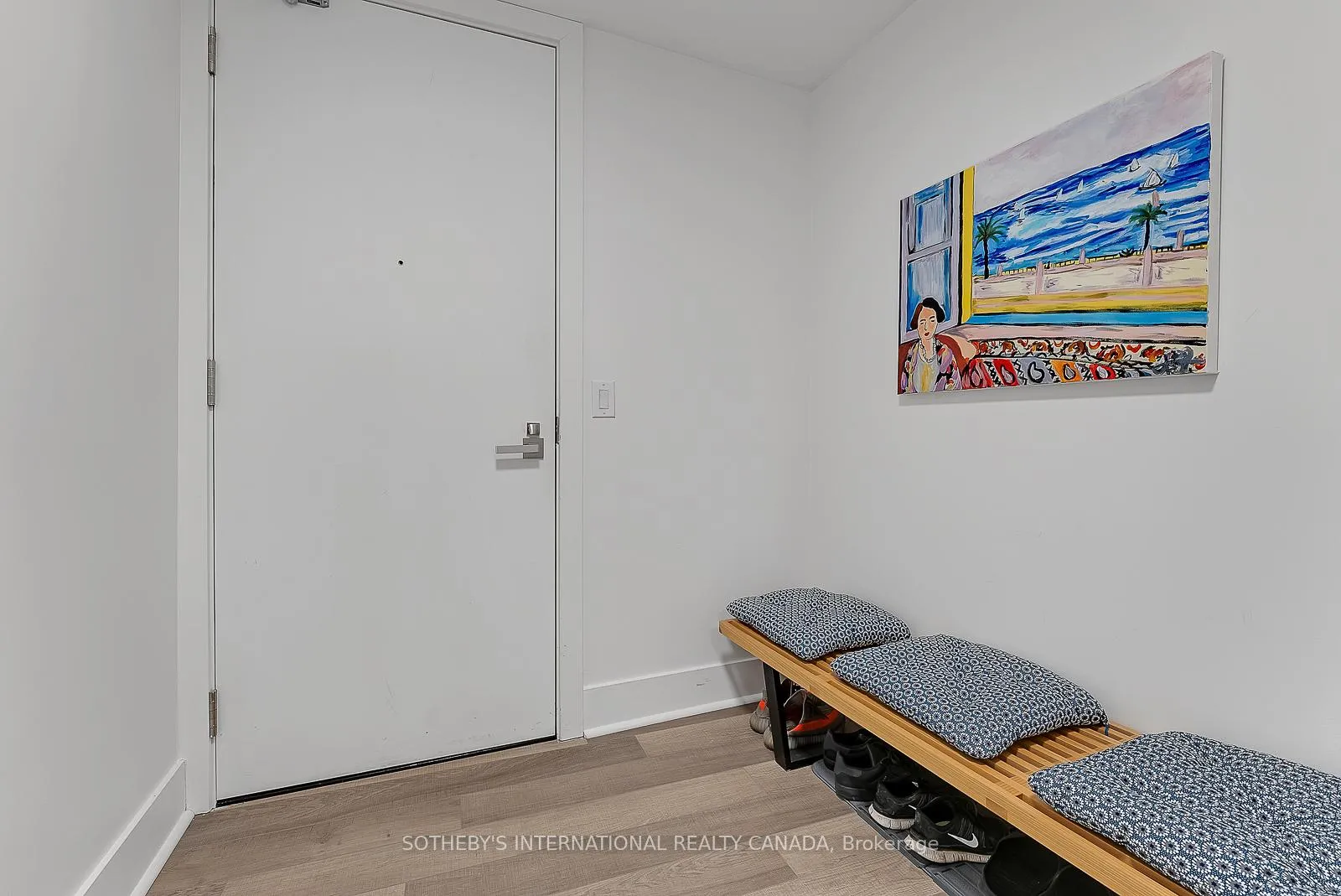 Photo 2 of Unit 315, 32 Davenport Road, Toronto, The Annex — HOMEH