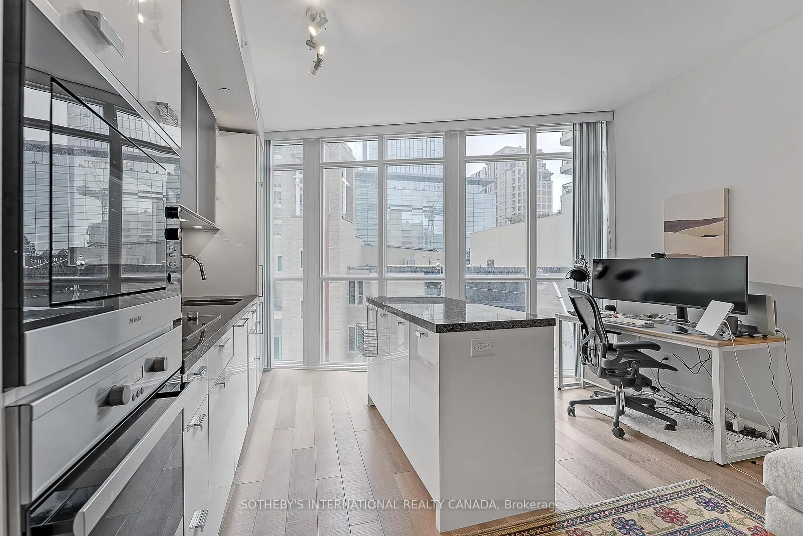 Photo 8 of Unit 315, 32 Davenport Road, Toronto, The Annex — HOMEH