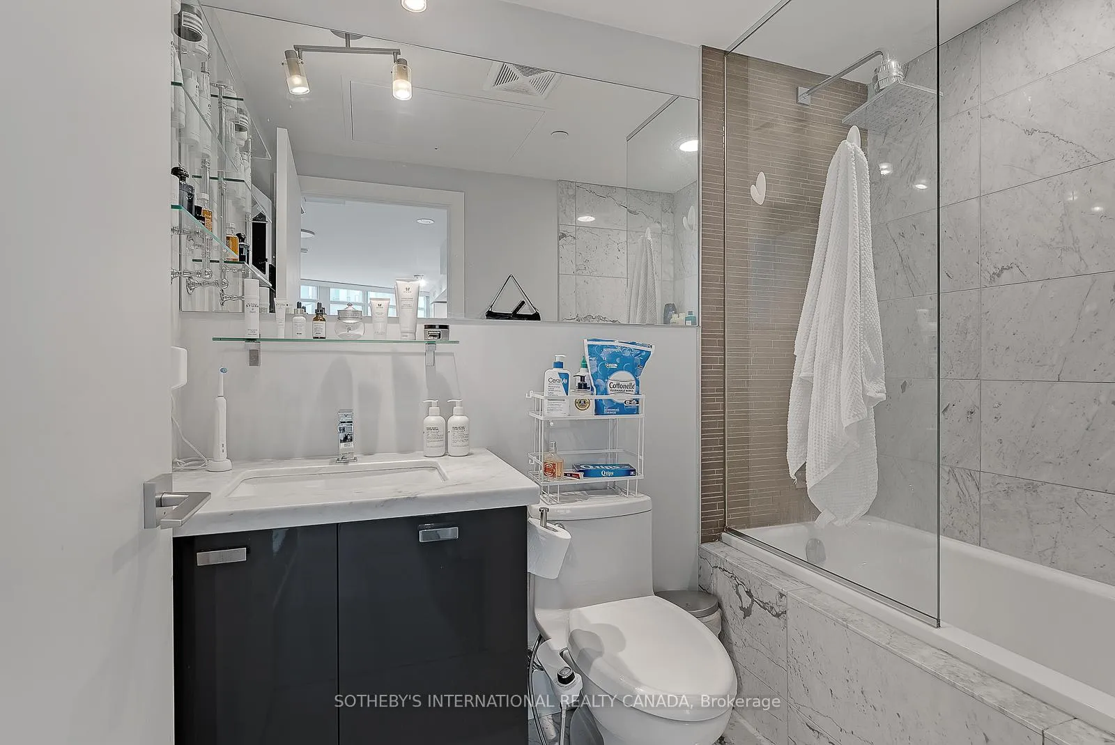 Photo 18 of Unit 315, 32 Davenport Road, Toronto, The Annex — HOMEH